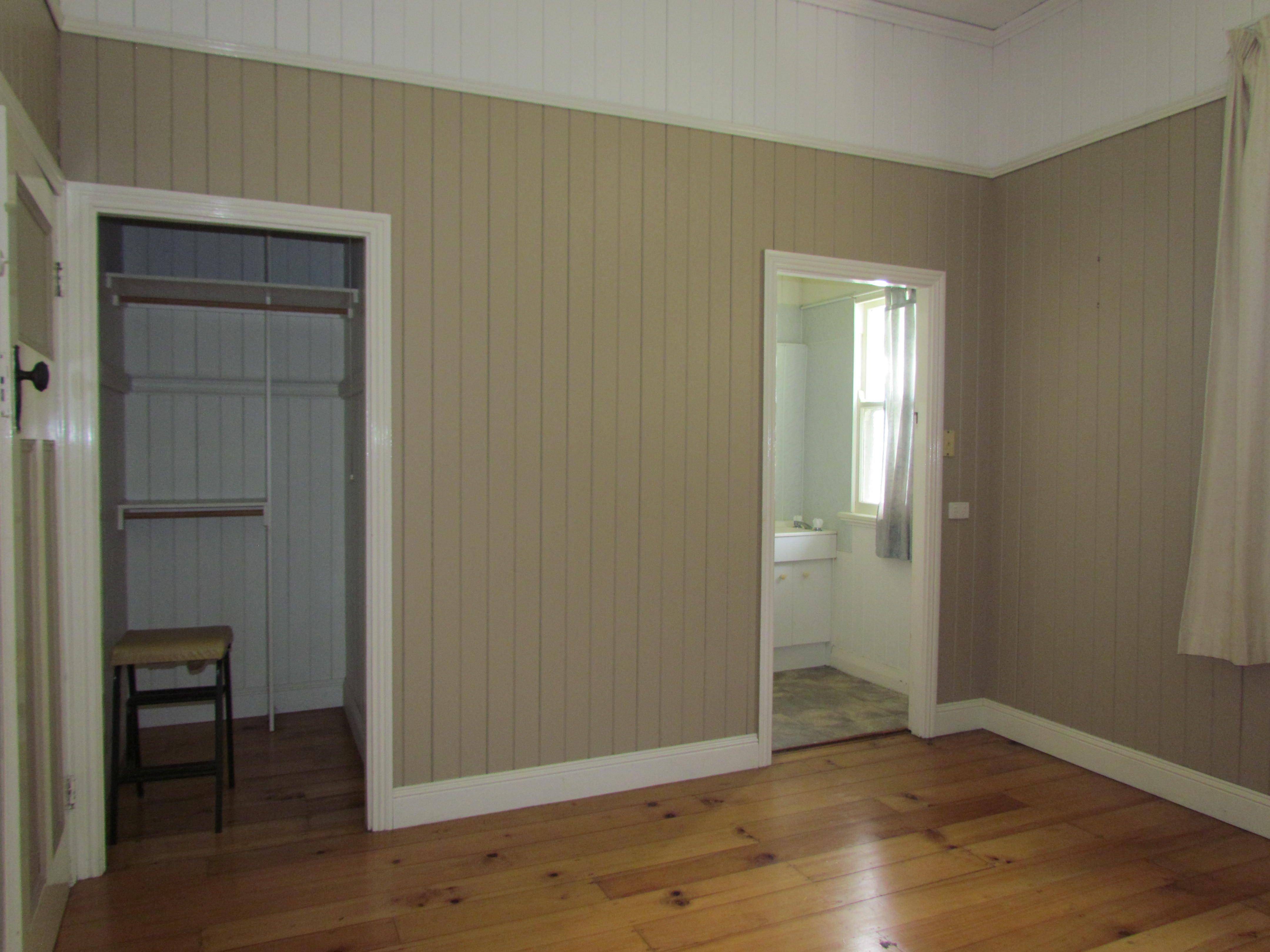 Character Filled 3 Bedroom with Beautiful Outlook