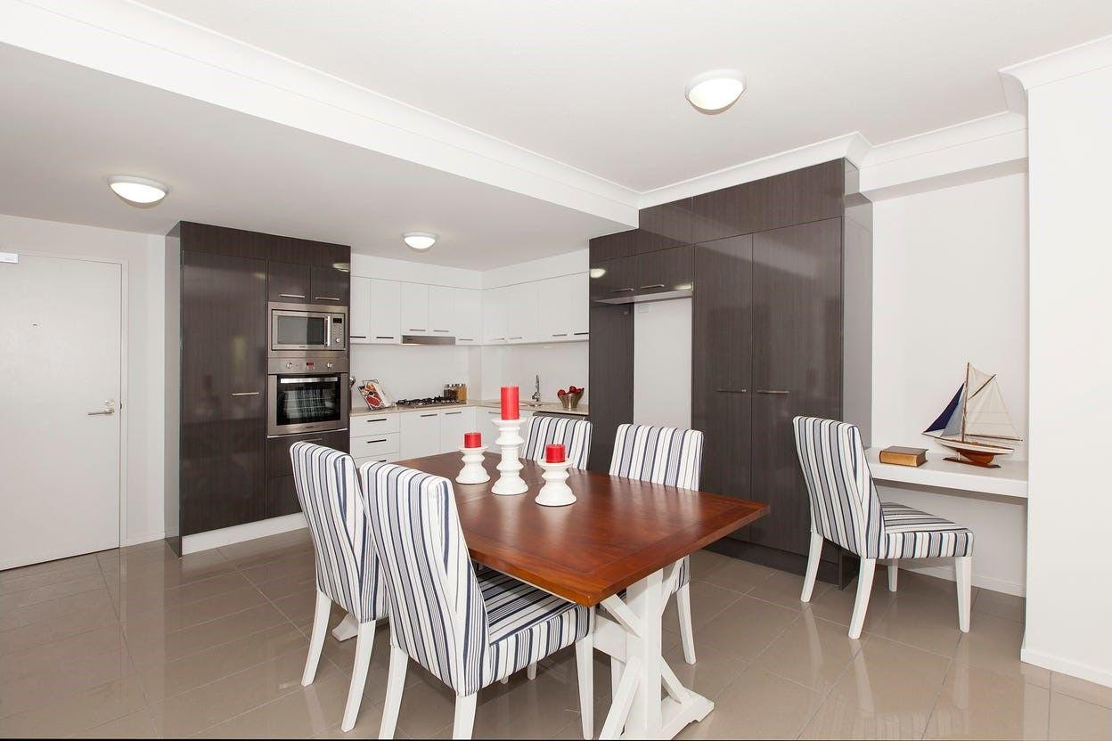 Modern 2-Bedroom Unit in Coopers Plains