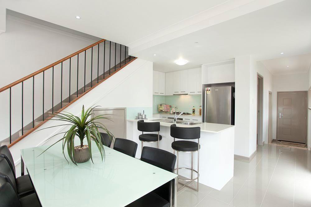 Modern 3-Bedroom Townhouse in Prime Mount Gravatt East