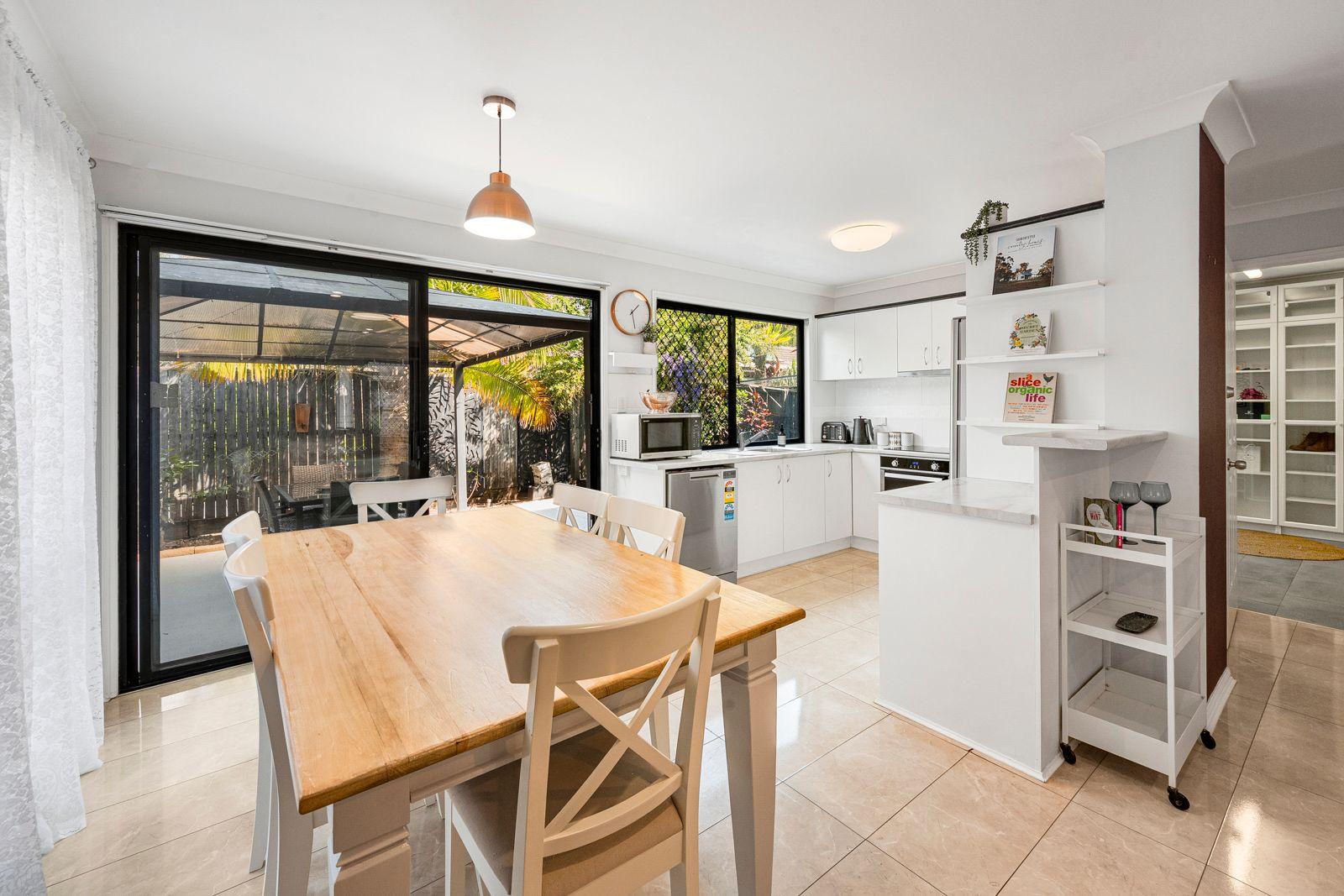 LOW MAINTENANCE LUX LIVING!