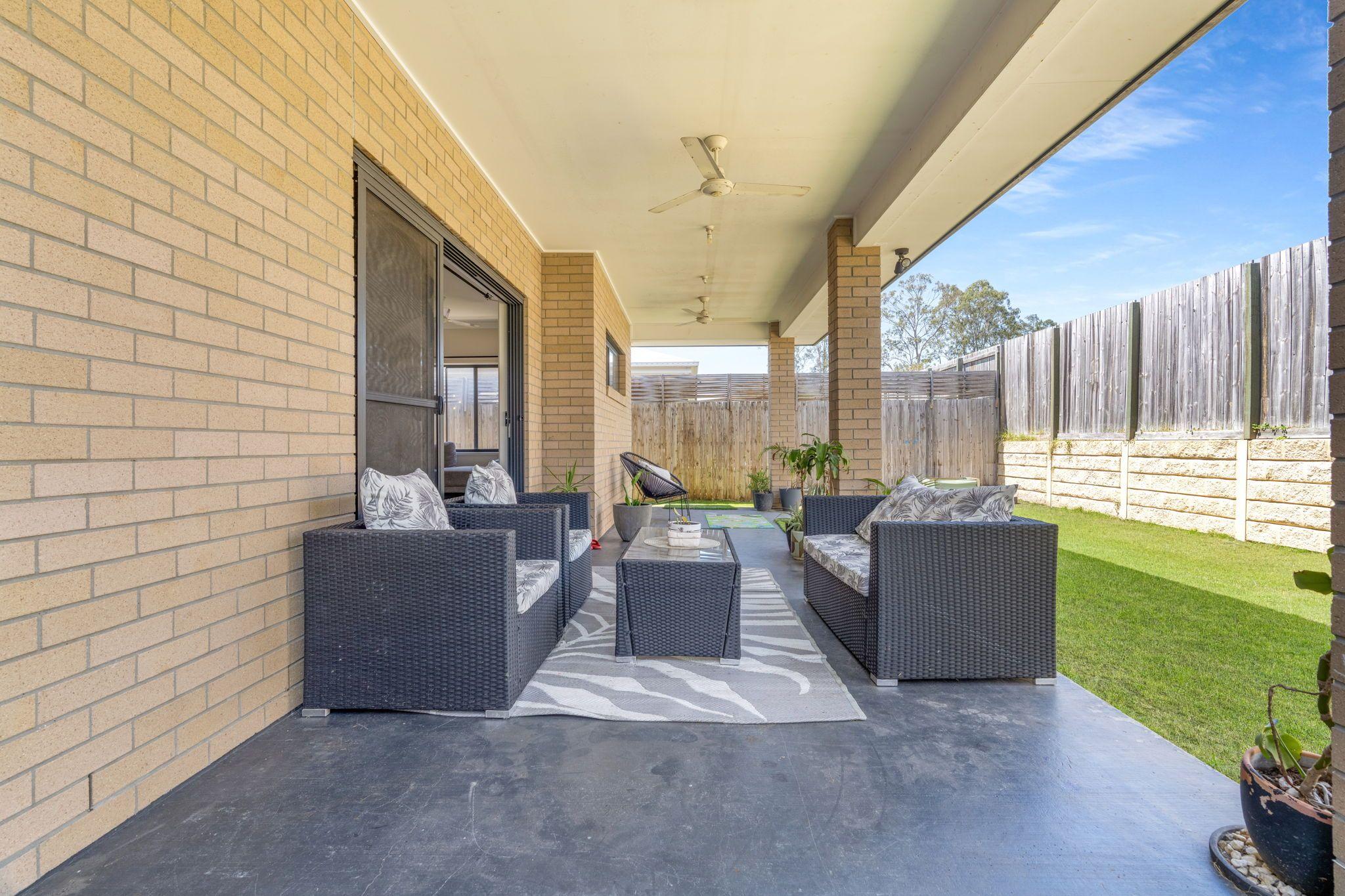 Modern Four-Bedroom Family Home in Prime Greenbank Location