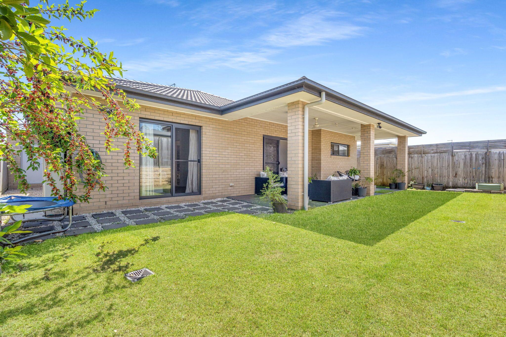 Modern Four-Bedroom Family Home in Prime Greenbank Location