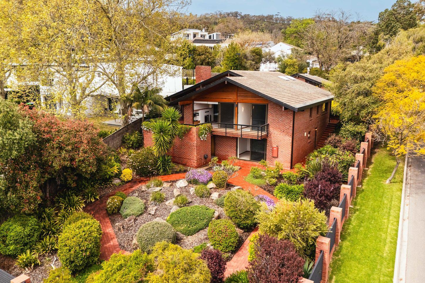 Prop-GPT: House: SA Springfield, SA 5062 South Australia 5062