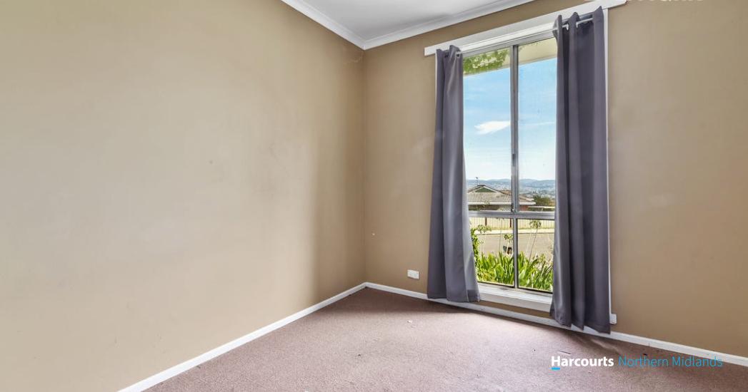 23 Leeander Crescent, RAVENSWOOD, TAS 7250 - House for Rent - harcourts.net