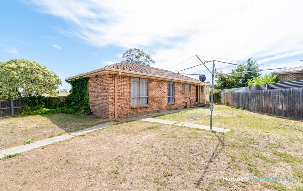 23 Leeander Crescent, RAVENSWOOD, TAS 7250 - House for Rent - harcourts.net