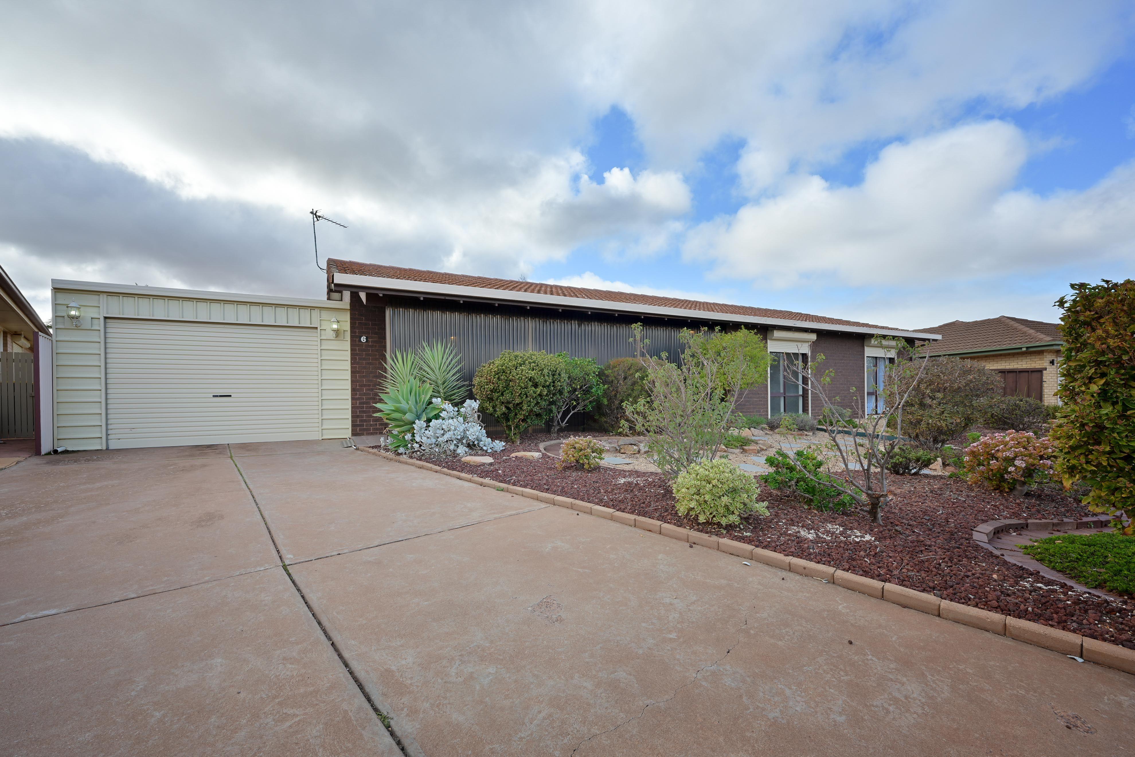 Prop-GPT: House: SA Whyalla Stuart, SA 5608 Home For Rent