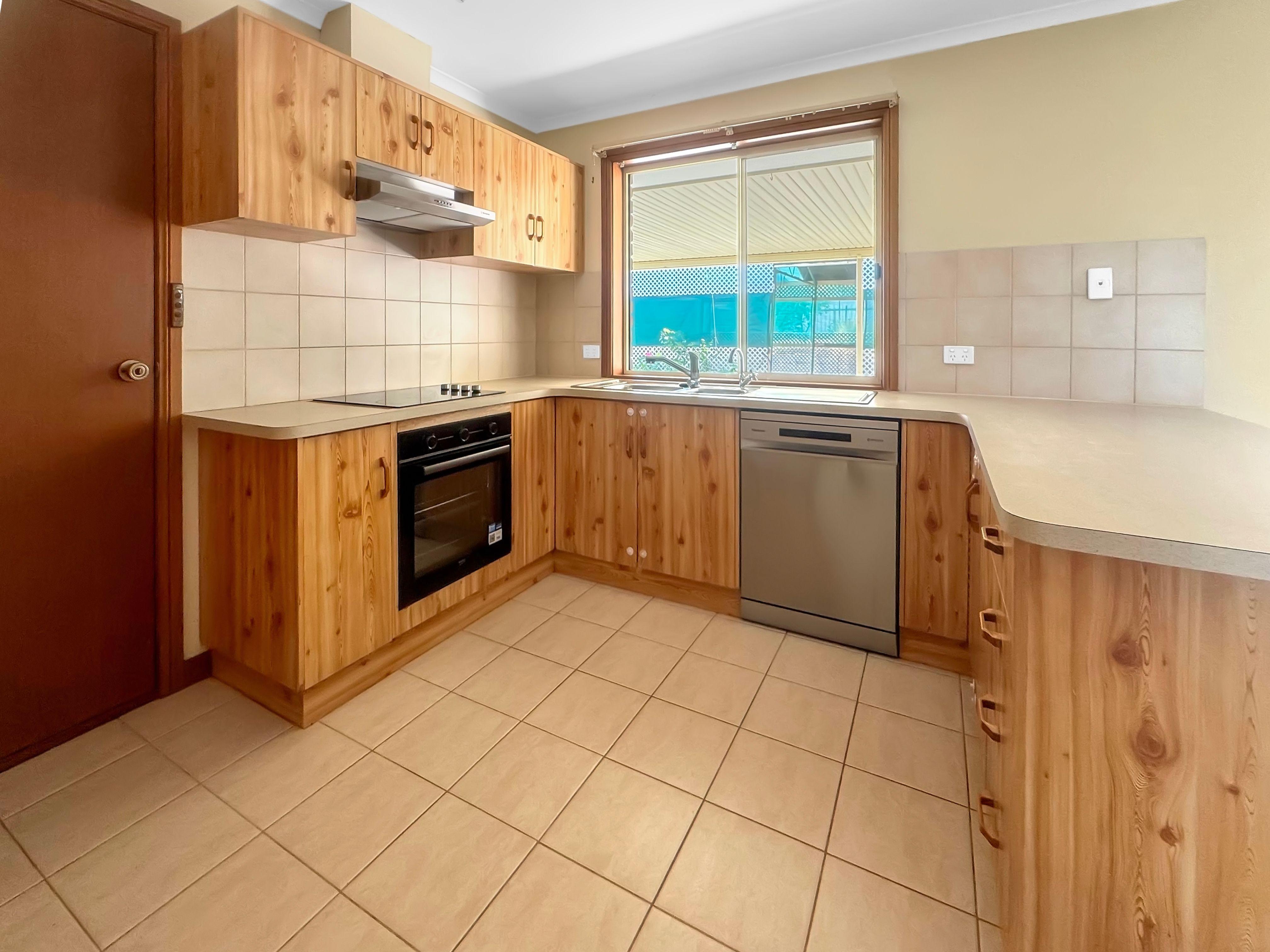 Neat 2 bedroom home close to all local amenities