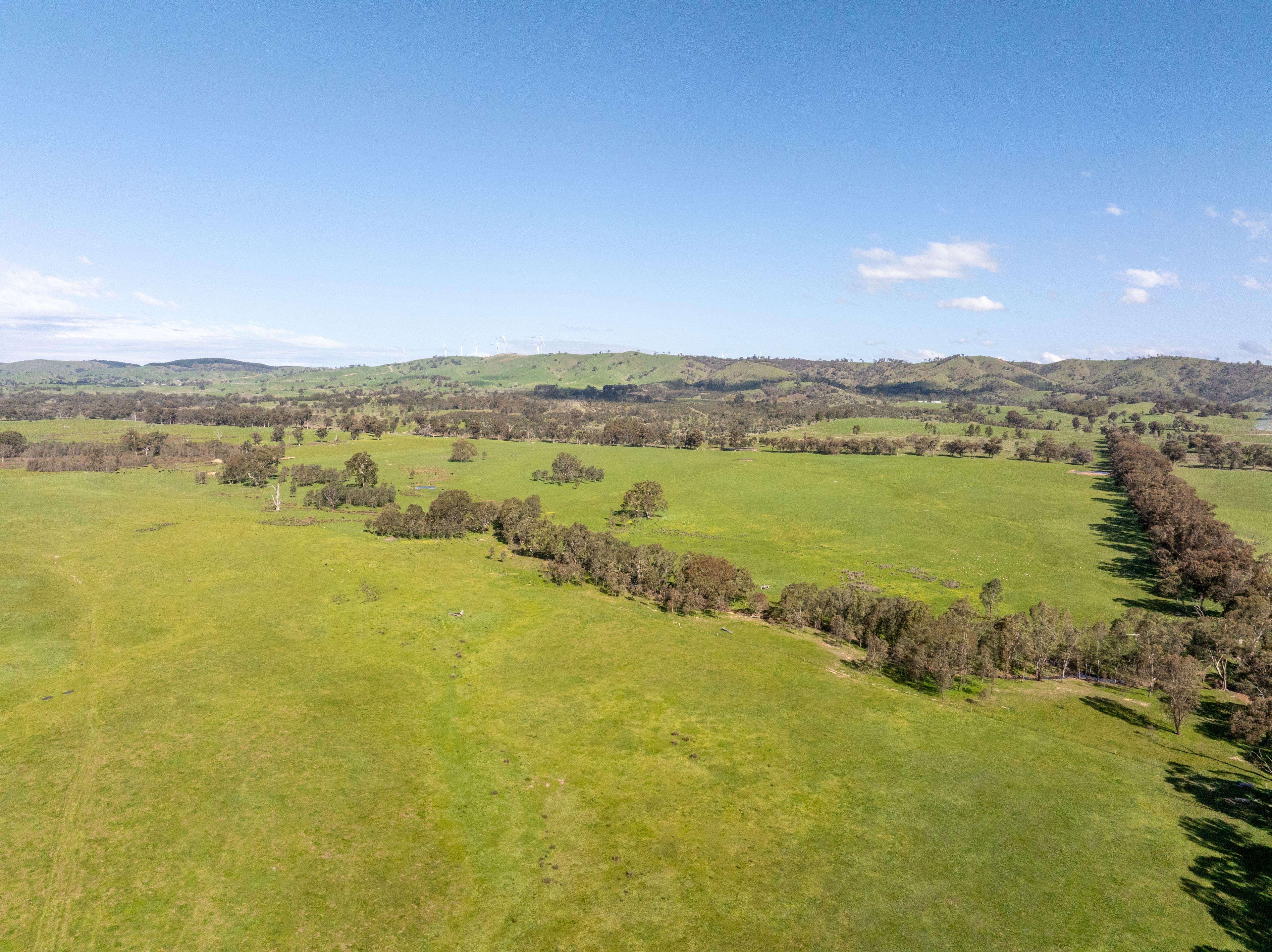 546 ACRES - SAME FAMILY OWNERSHIP SINCE 1840