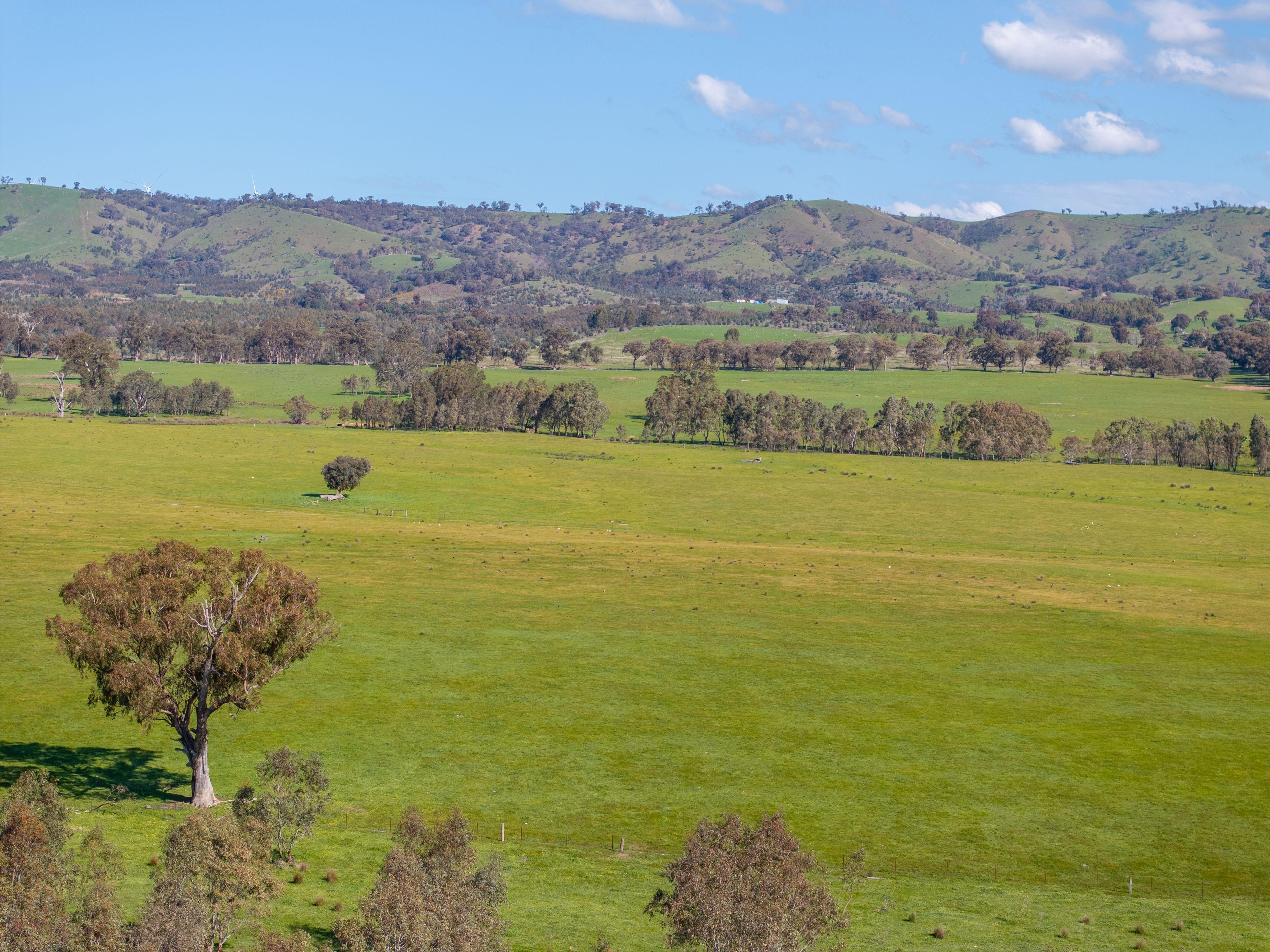 546 ACRES - SAME FAMILY OWNERSHIP SINCE 1840
