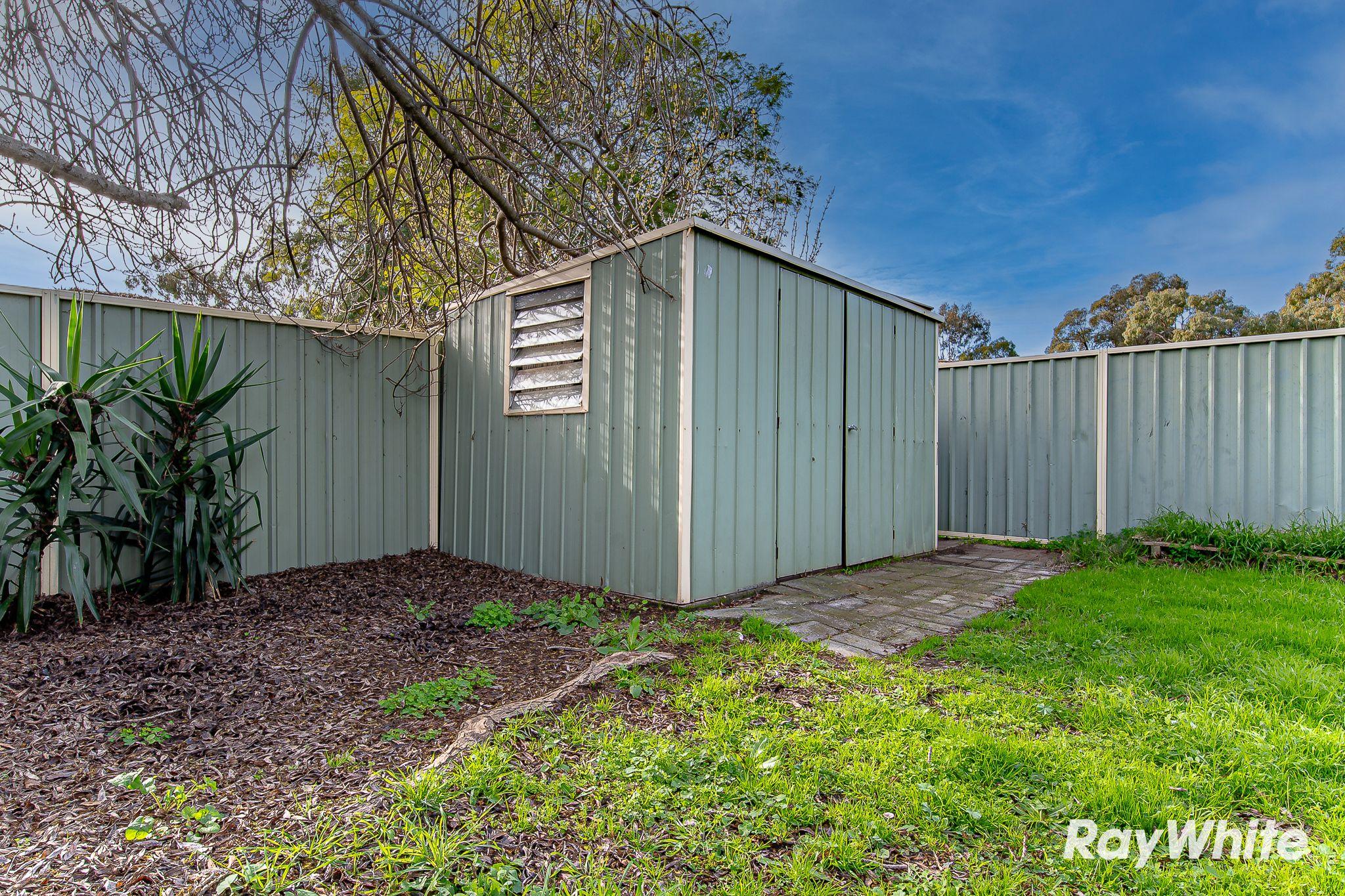 Low-Maintenance Living in the Heart of California Gully