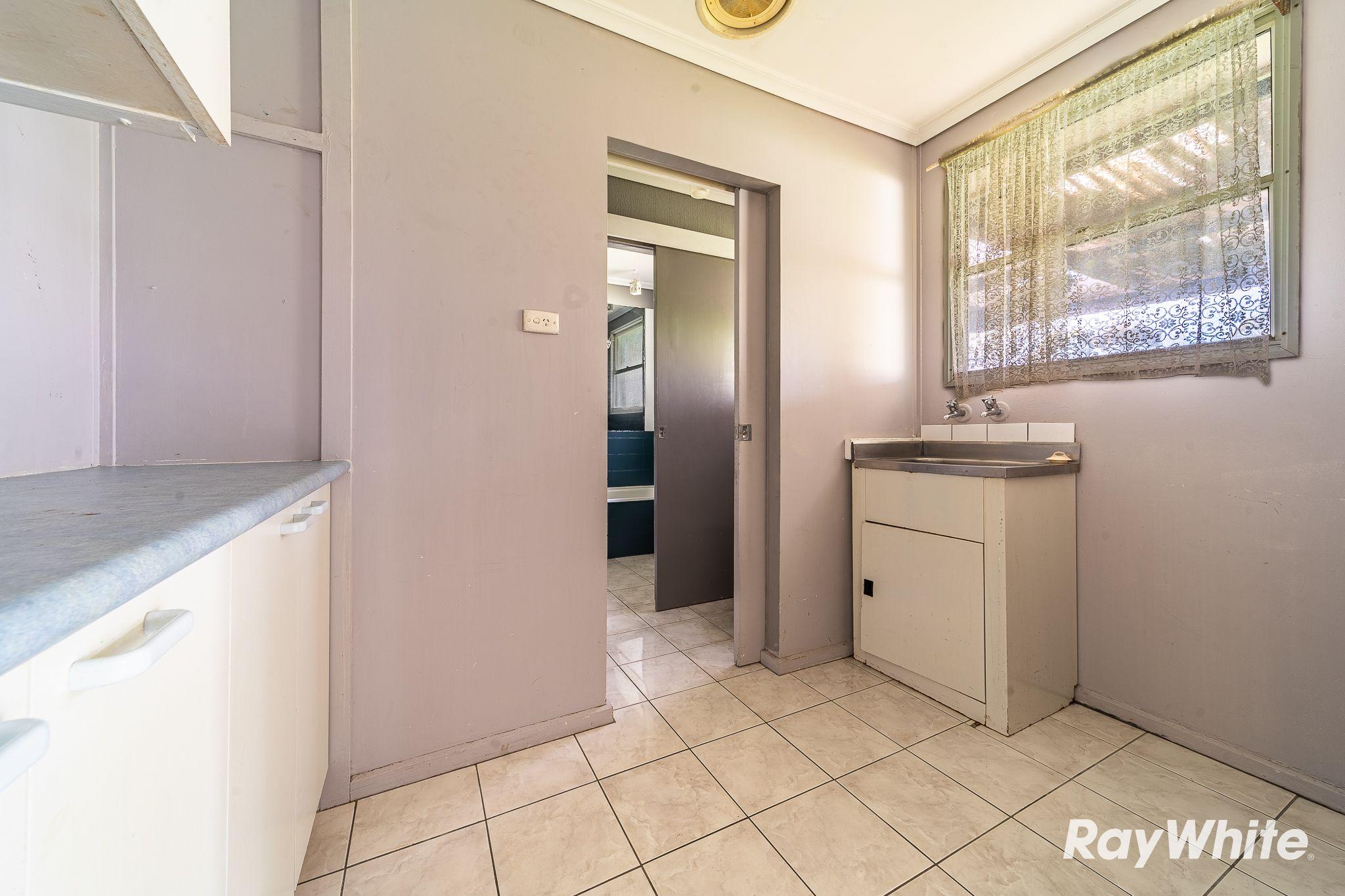 Low-Maintenance Living in the Heart of California Gully