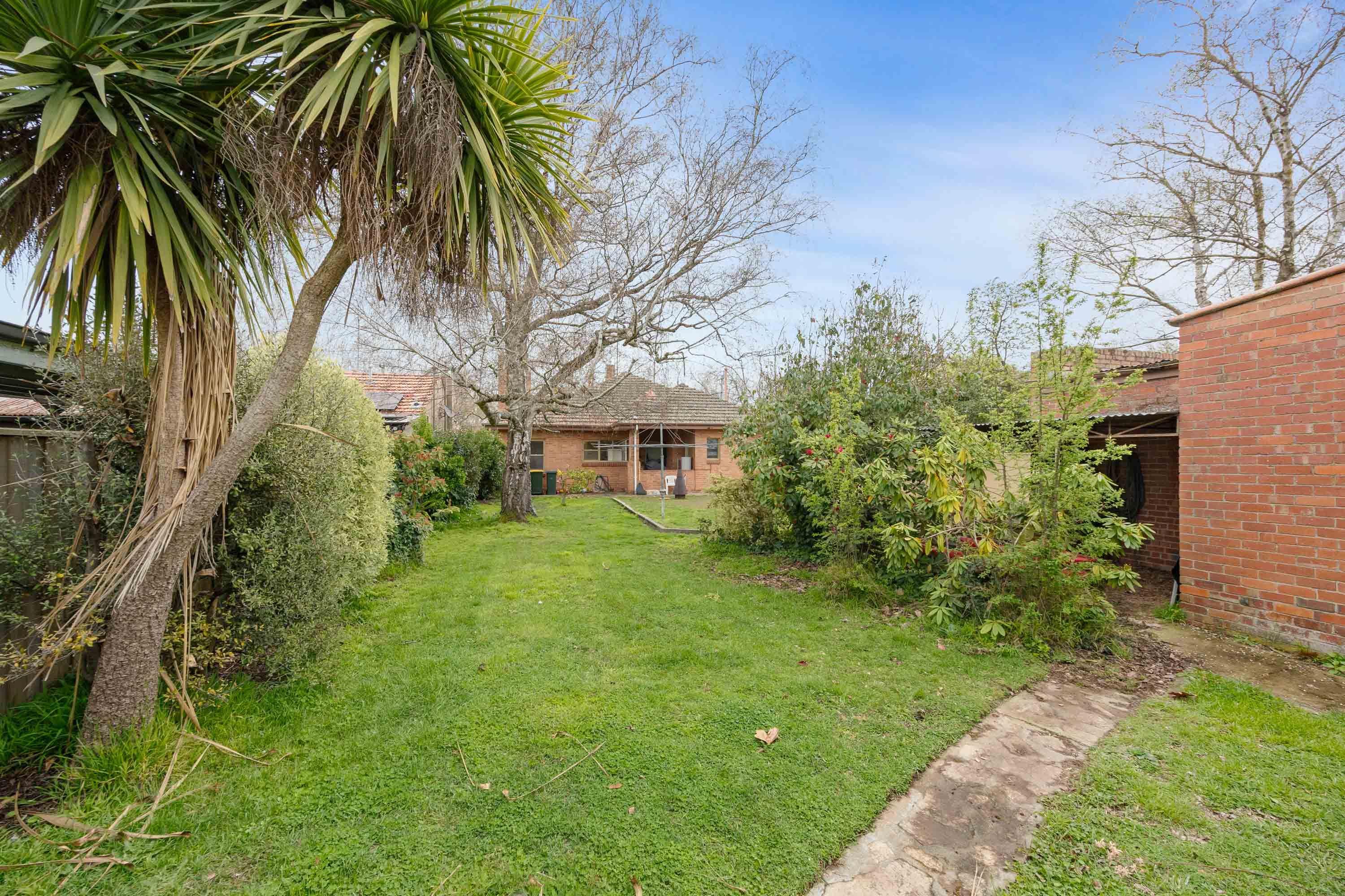 Charming Home in Prime Lake Wendouree Location