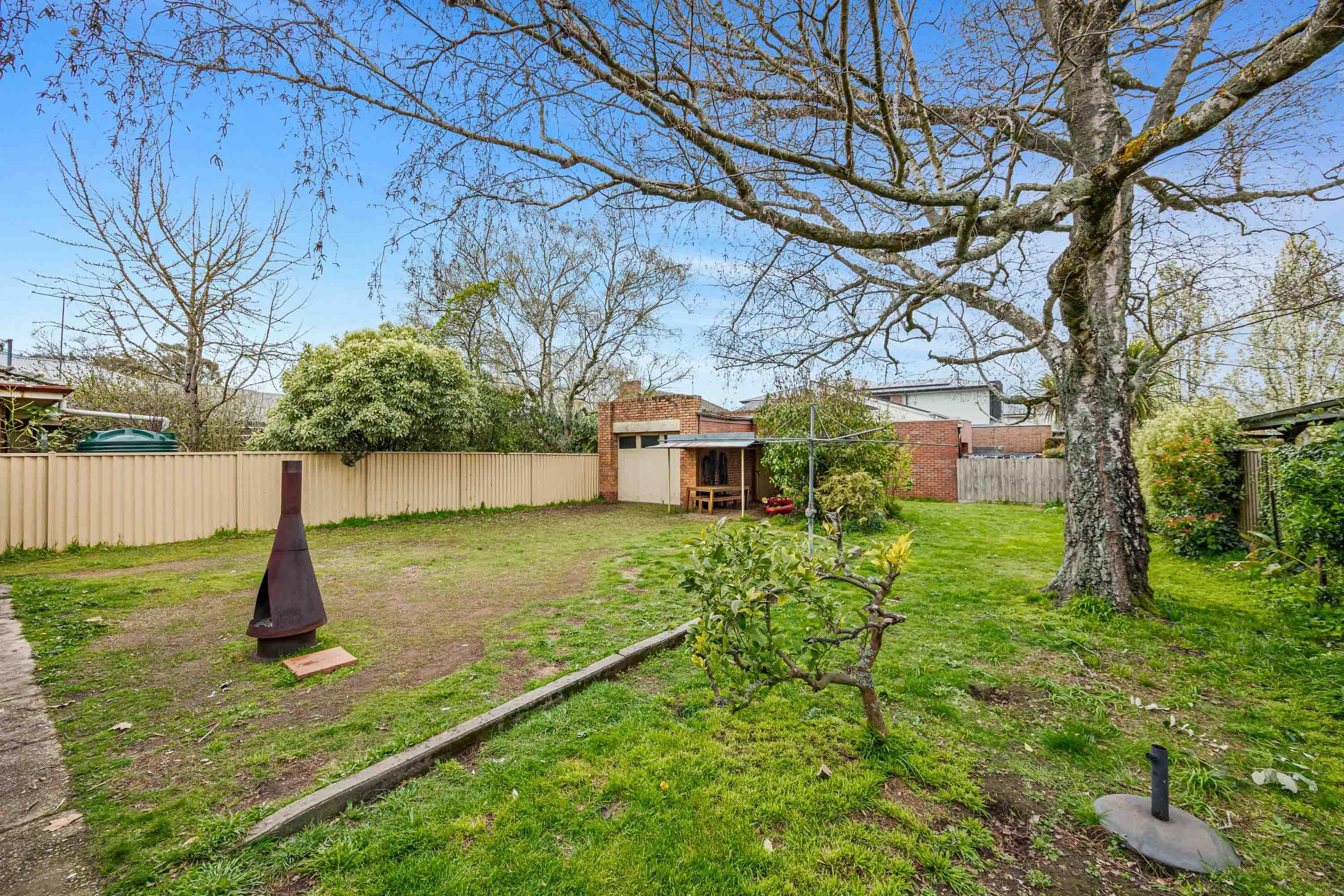 Charming Home in Prime Lake Wendouree Location