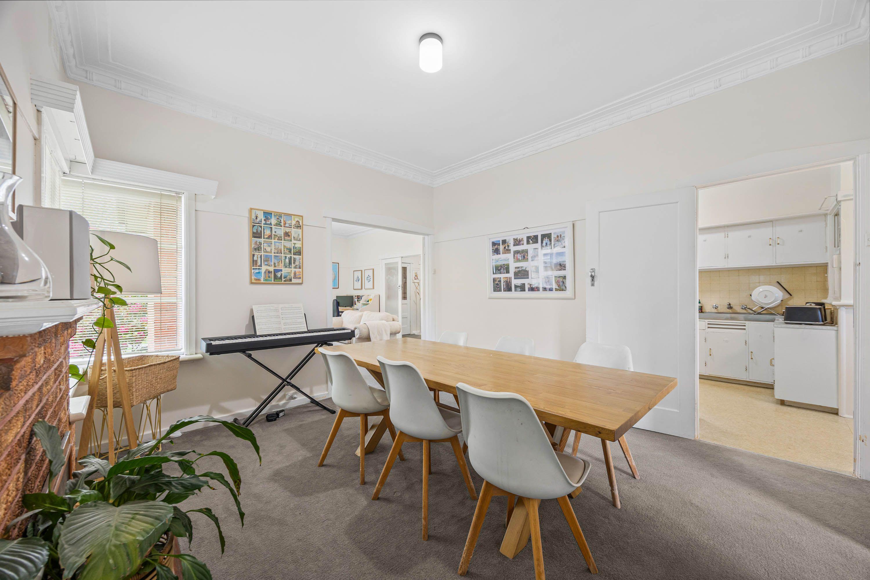 Charming Home in Prime Lake Wendouree Location