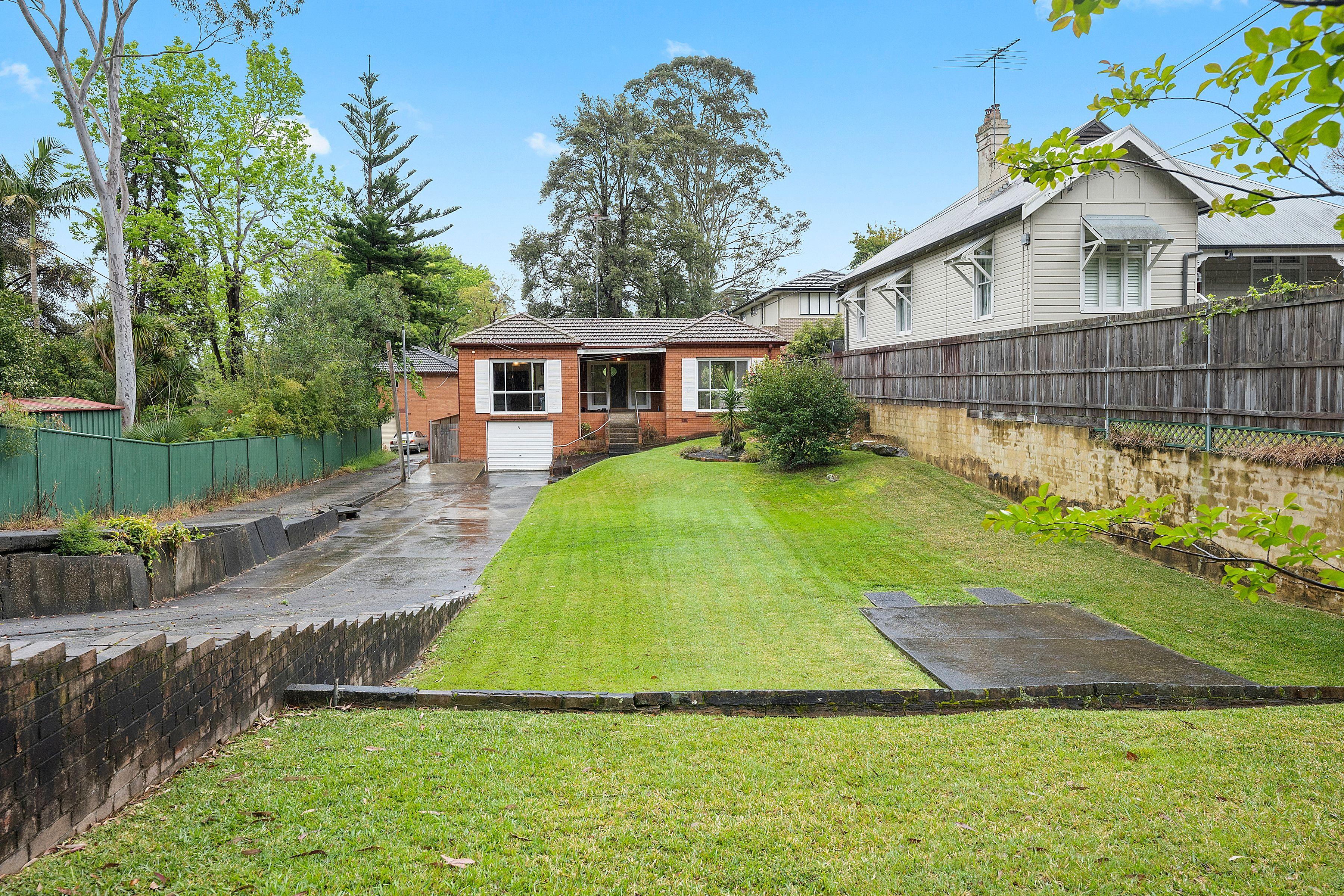 Prop-GPT: House: NSW Thornleigh, NSW 2120 Home For Rent