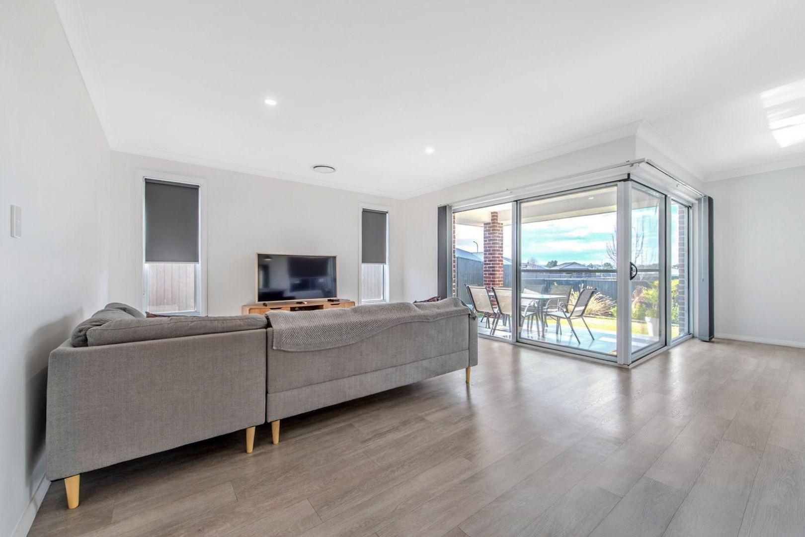 Luxury Villa in The Boulevard