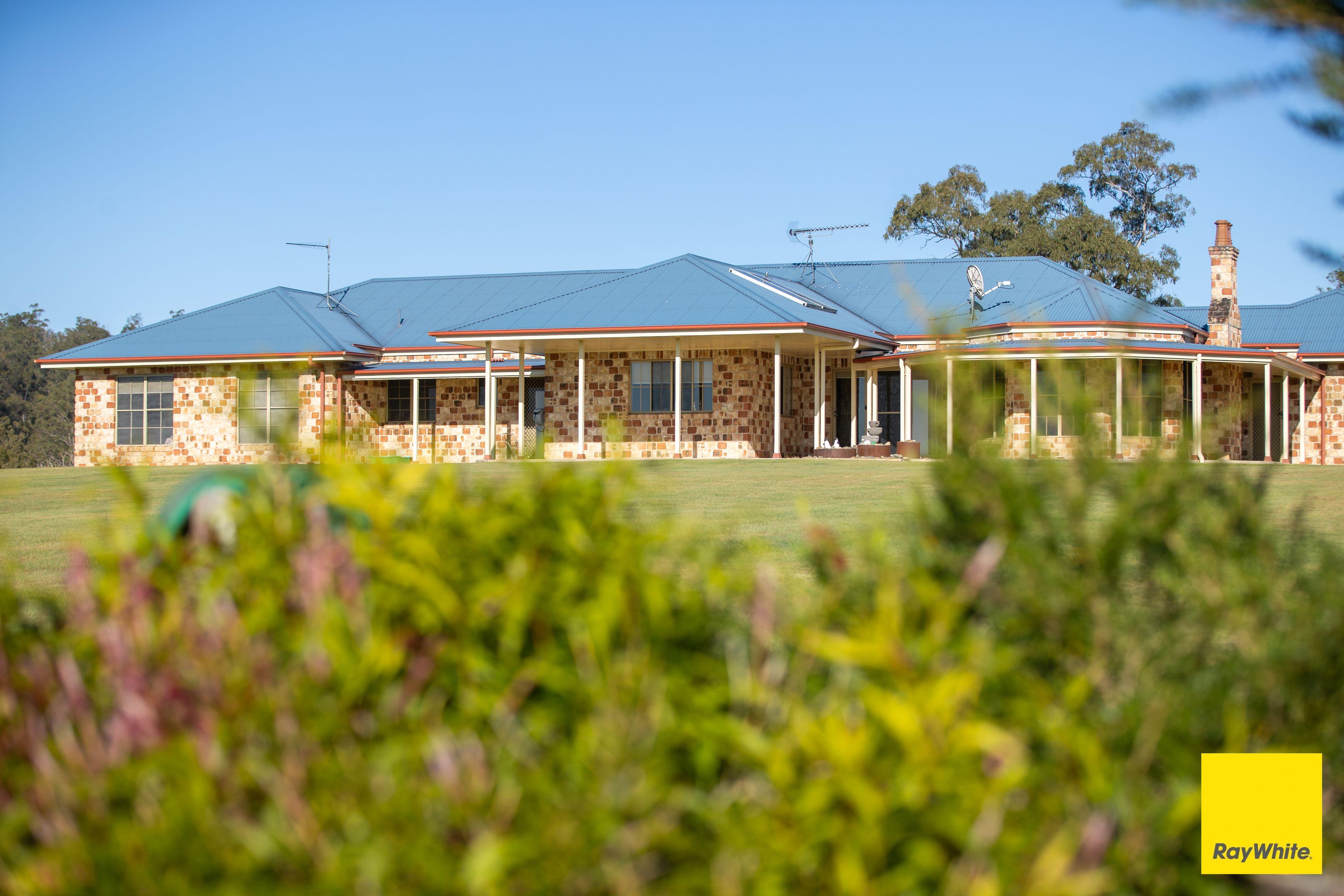 Where Paradise Meets The Ranges on the Mighty Clarence