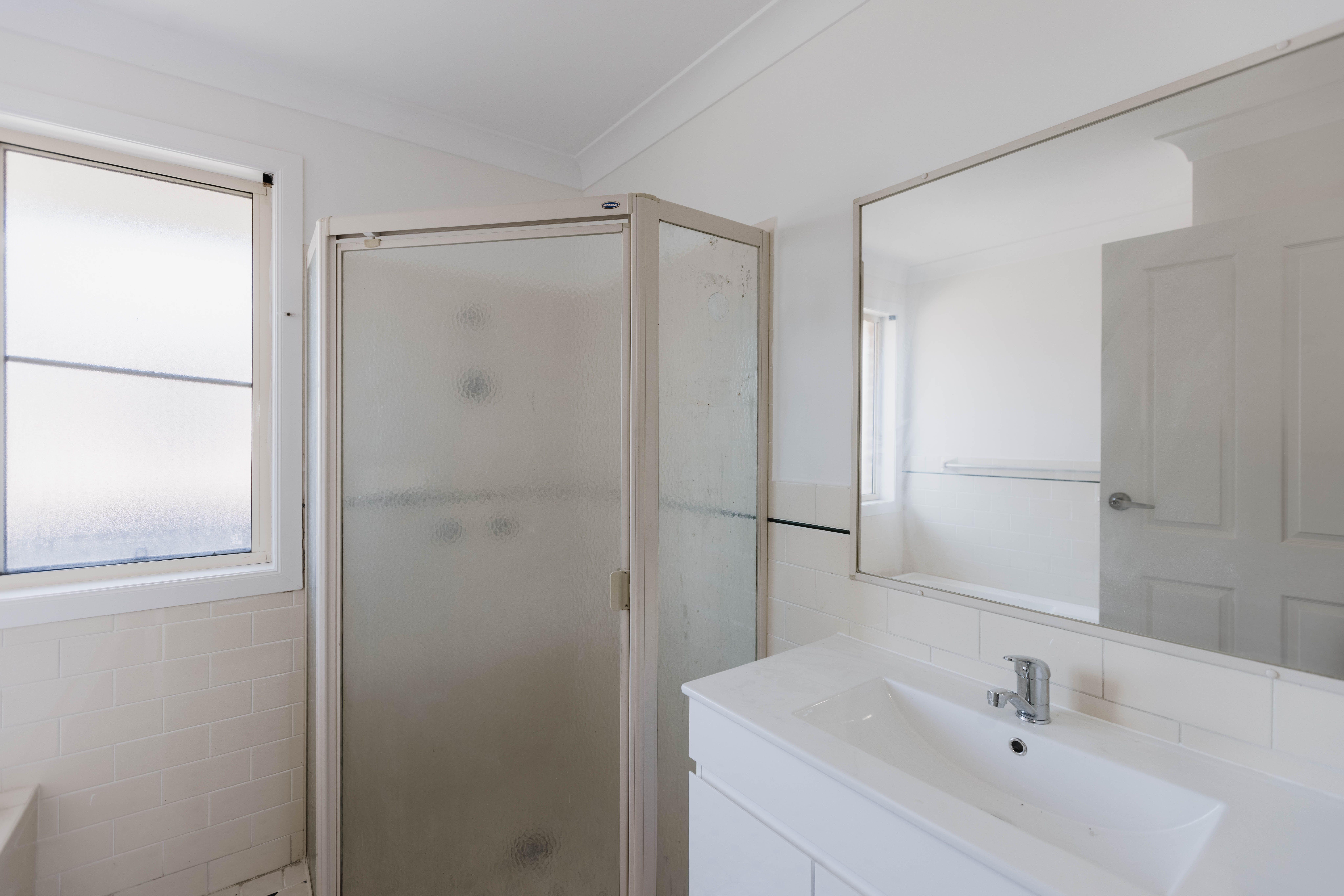 Freshly Updated 3-Bedroom Home with Industrial Shed Option - Low Maintenance & Ultra Convenient