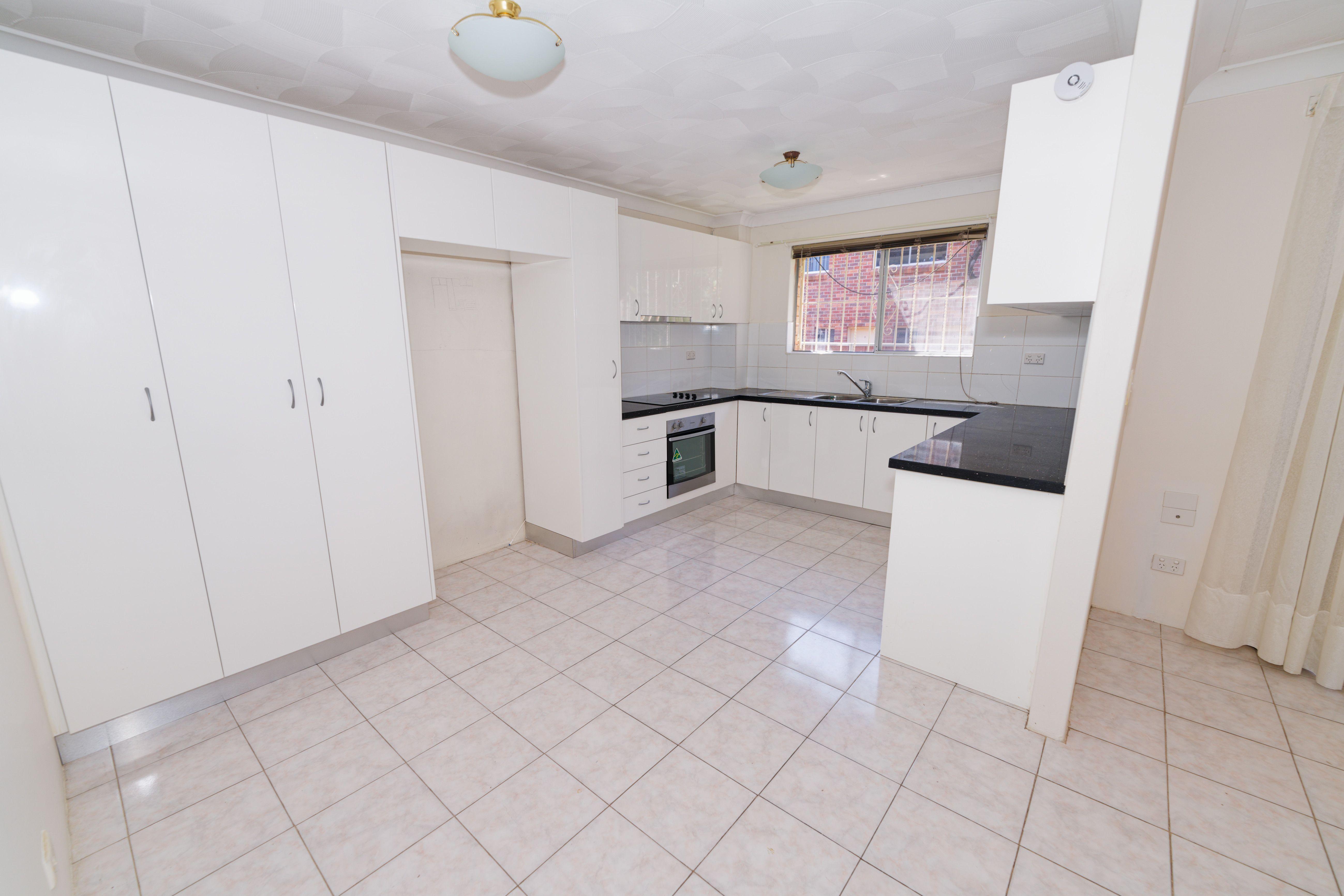 Spacious with a Modern Touch, 2-Bedroom Unit in the Heart of Fairfield!