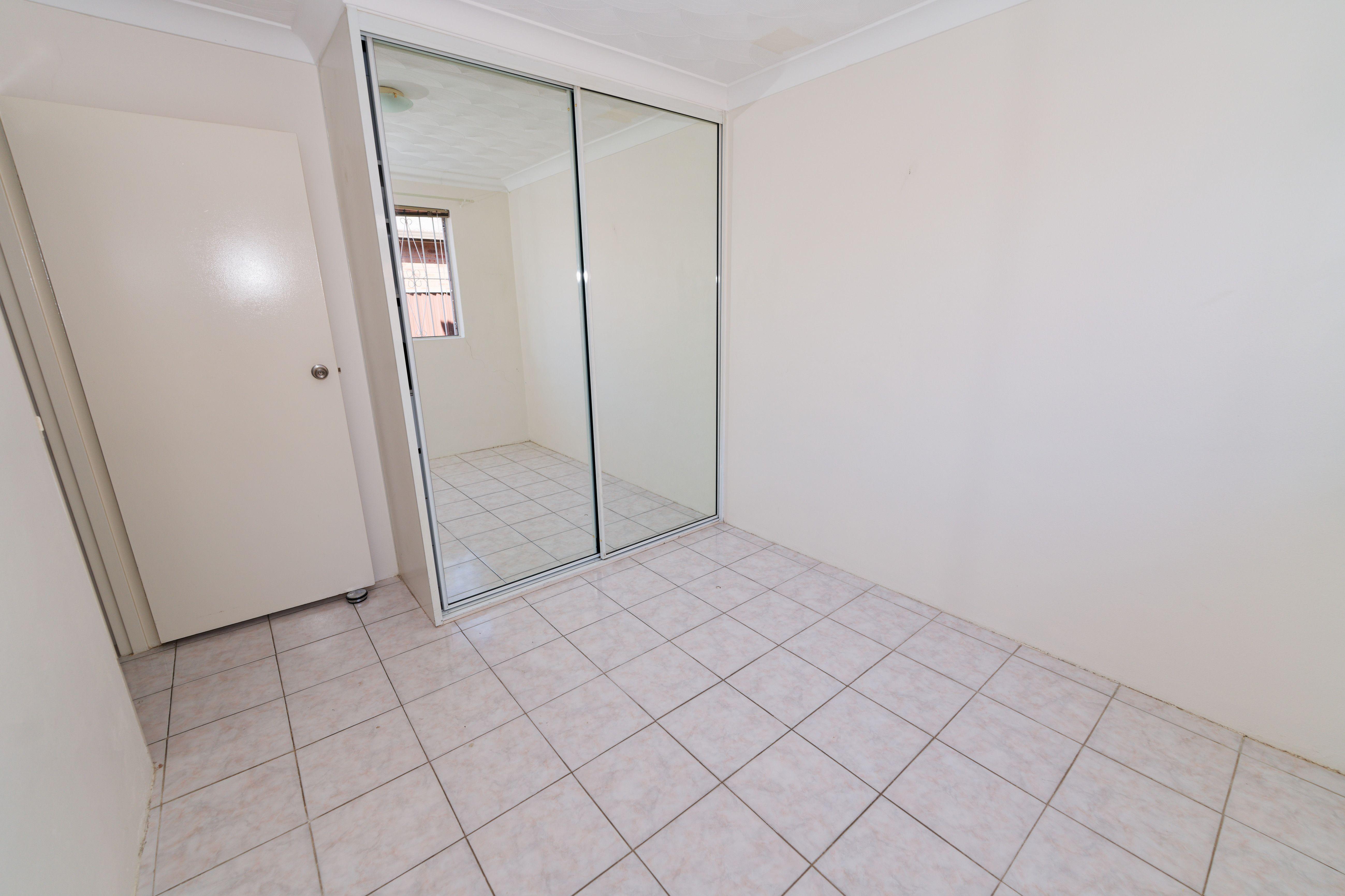 Spacious with a Modern Touch, 2-Bedroom Unit in the Heart of Fairfield!