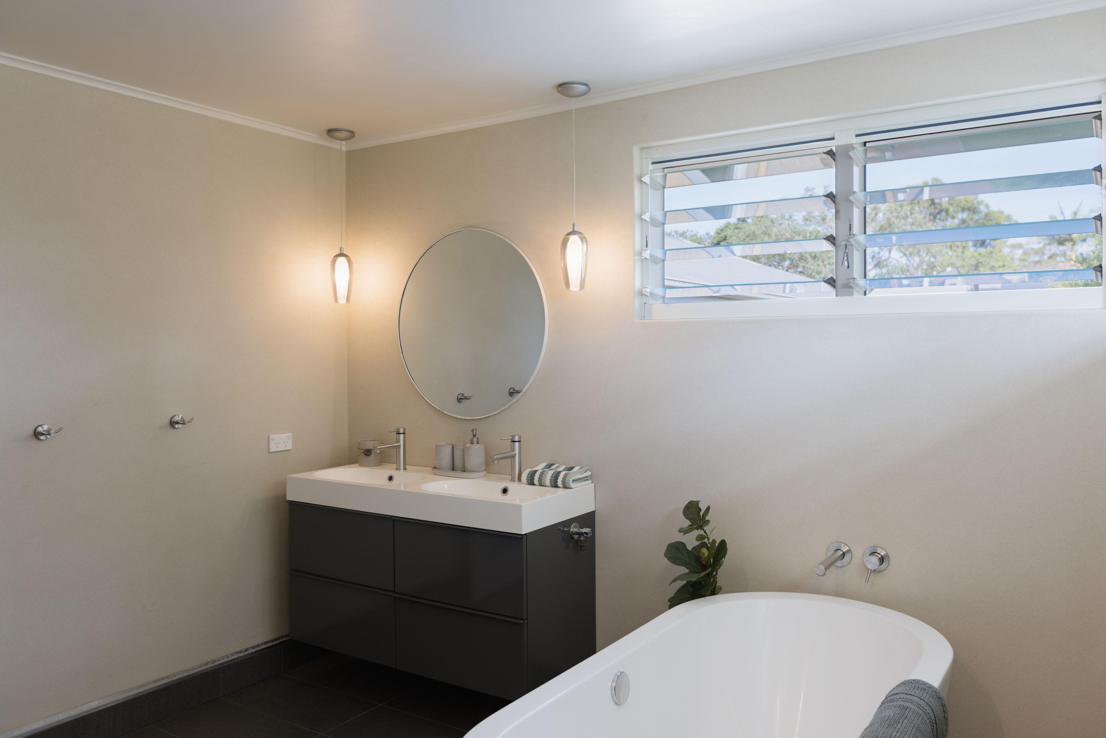 FURNISHED HOME IN WOOLOWEYAH!