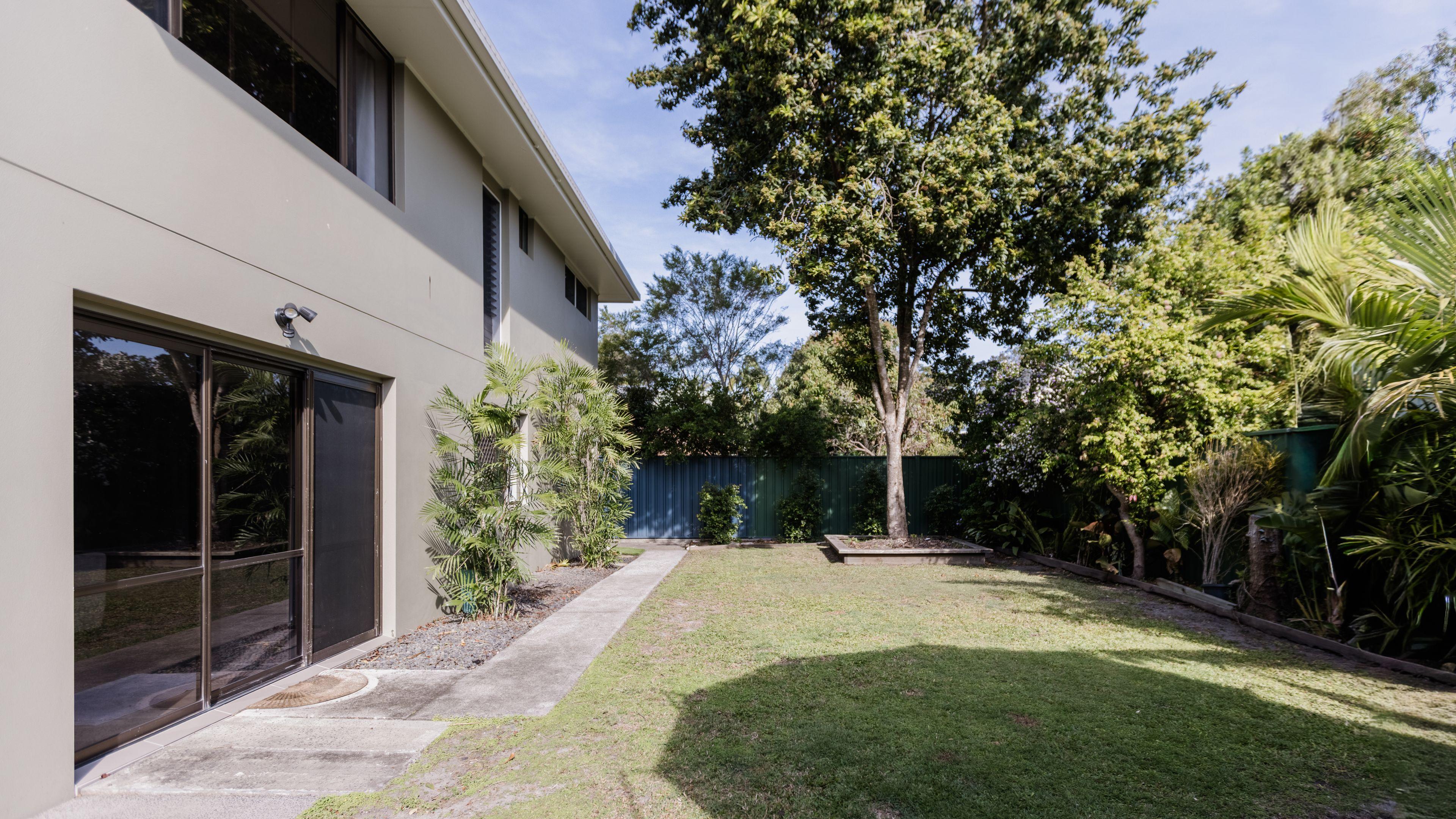 FURNISHED HOME IN WOOLOWEYAH!