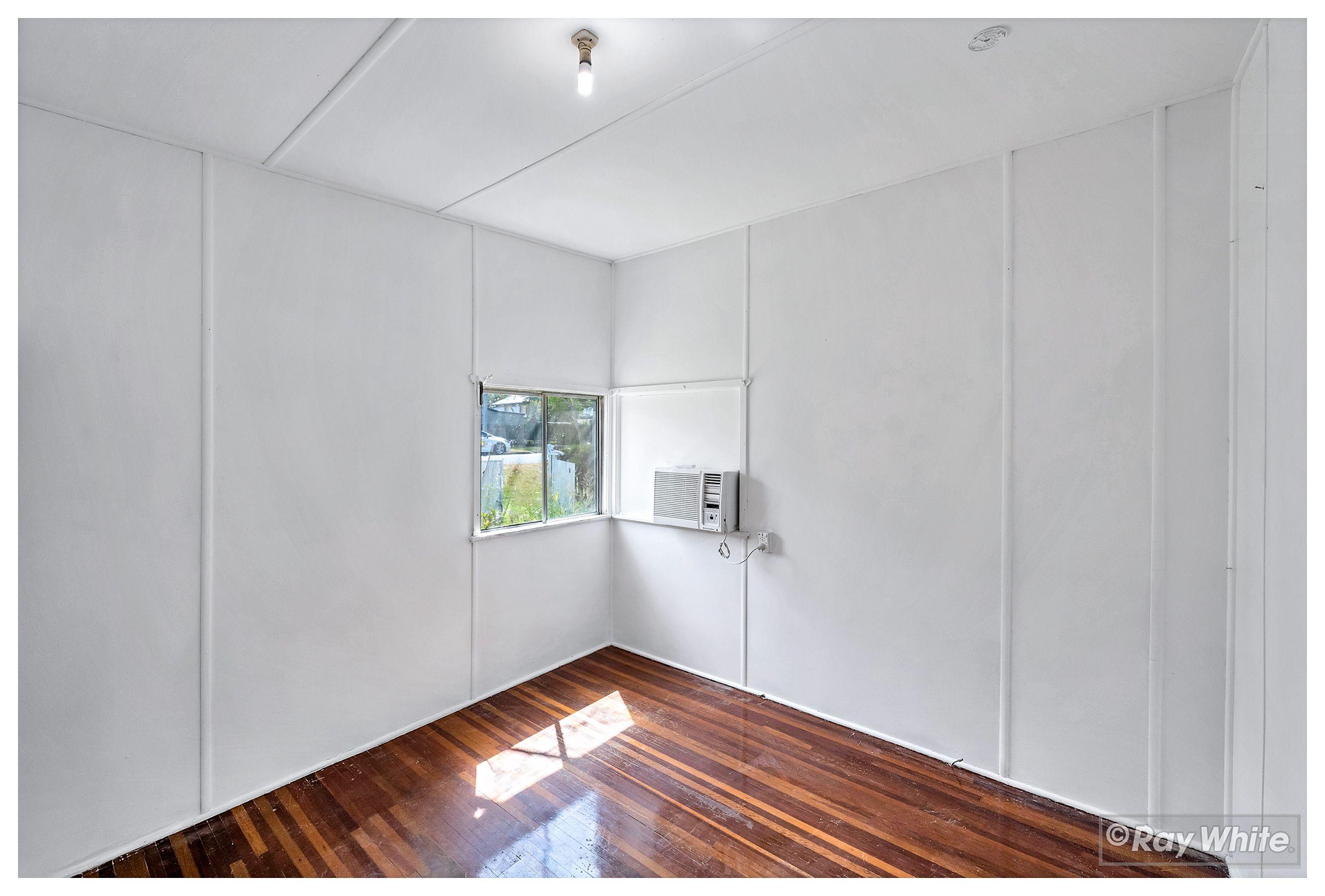 Tidy, Low Maintenance + Convenient Location!