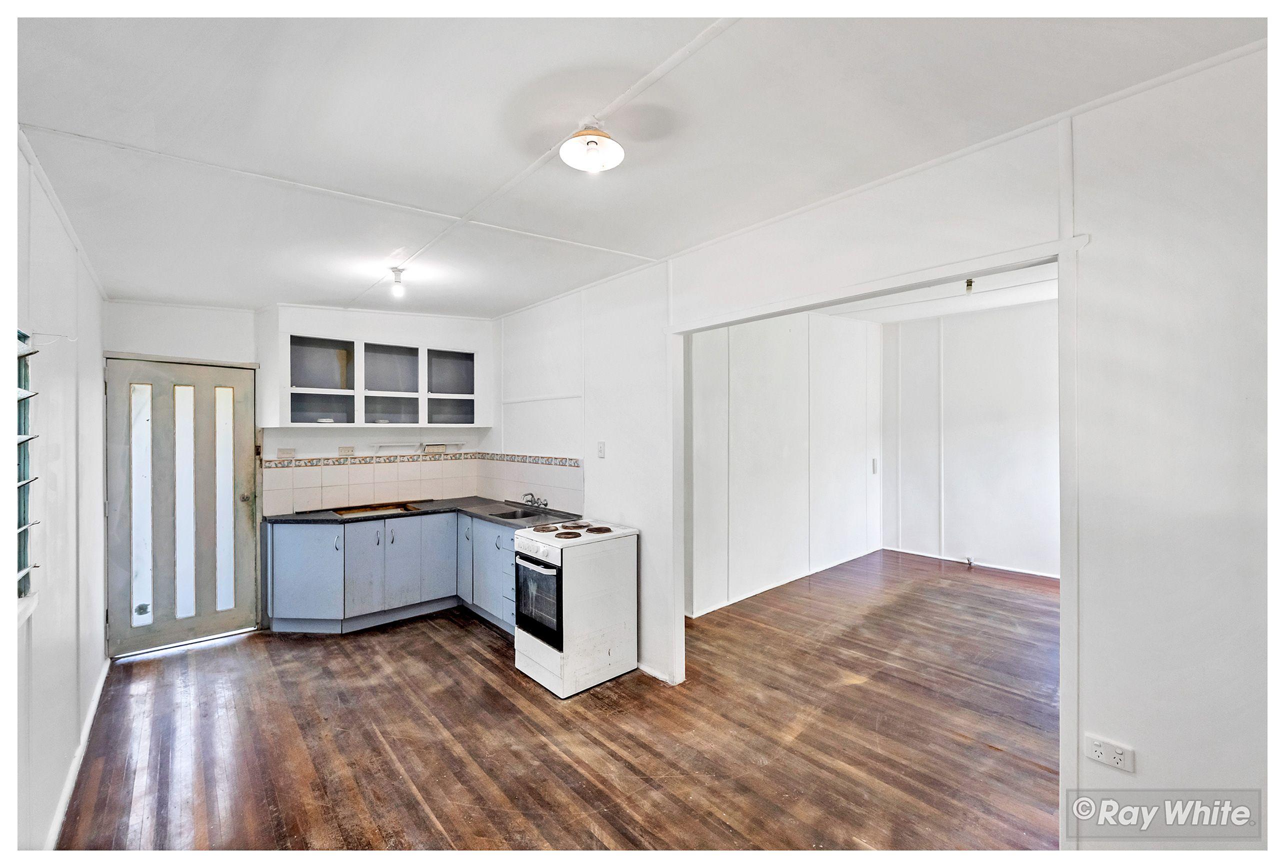 Tidy, Low Maintenance + Convenient Location!