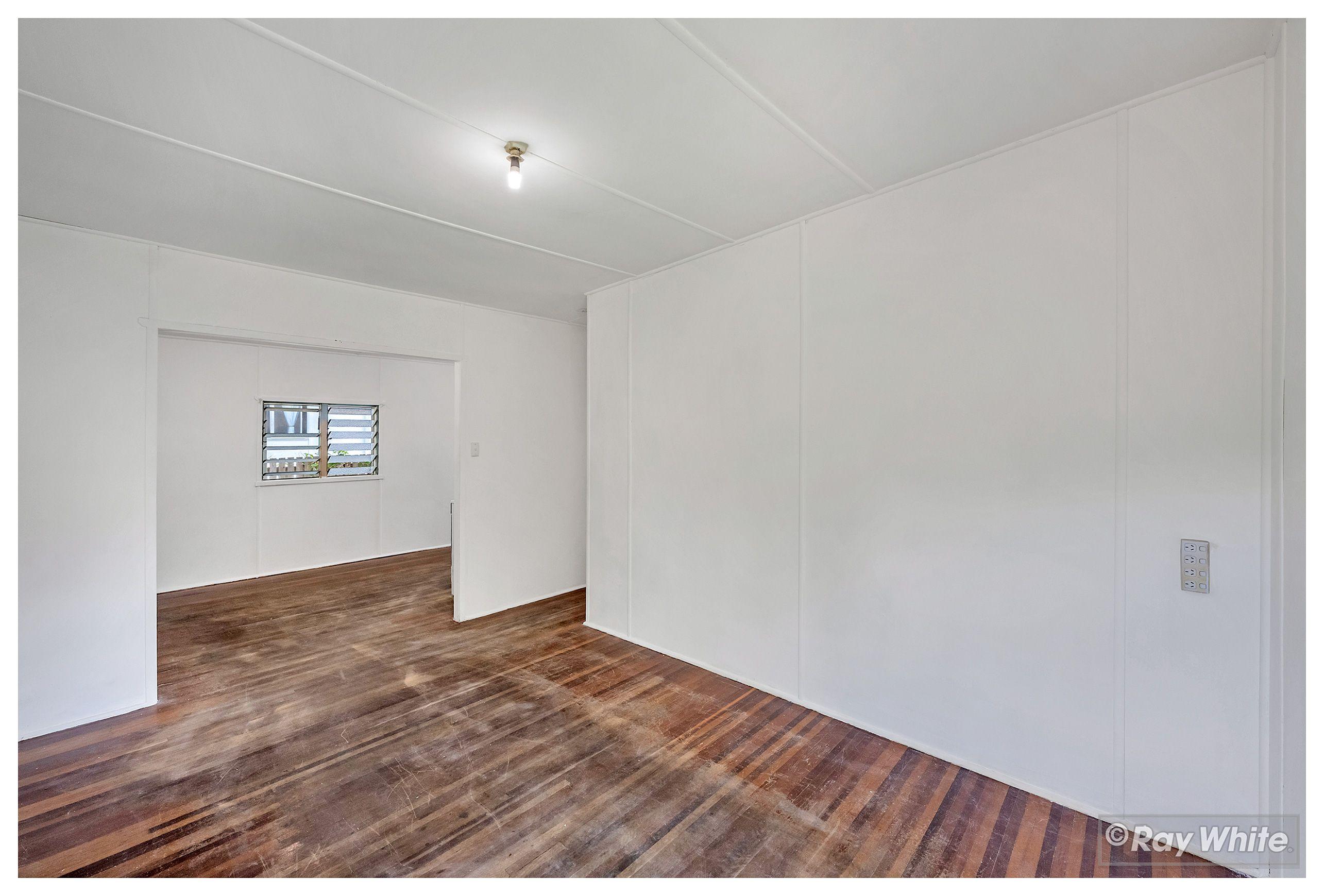 Tidy, Low Maintenance + Convenient Location!