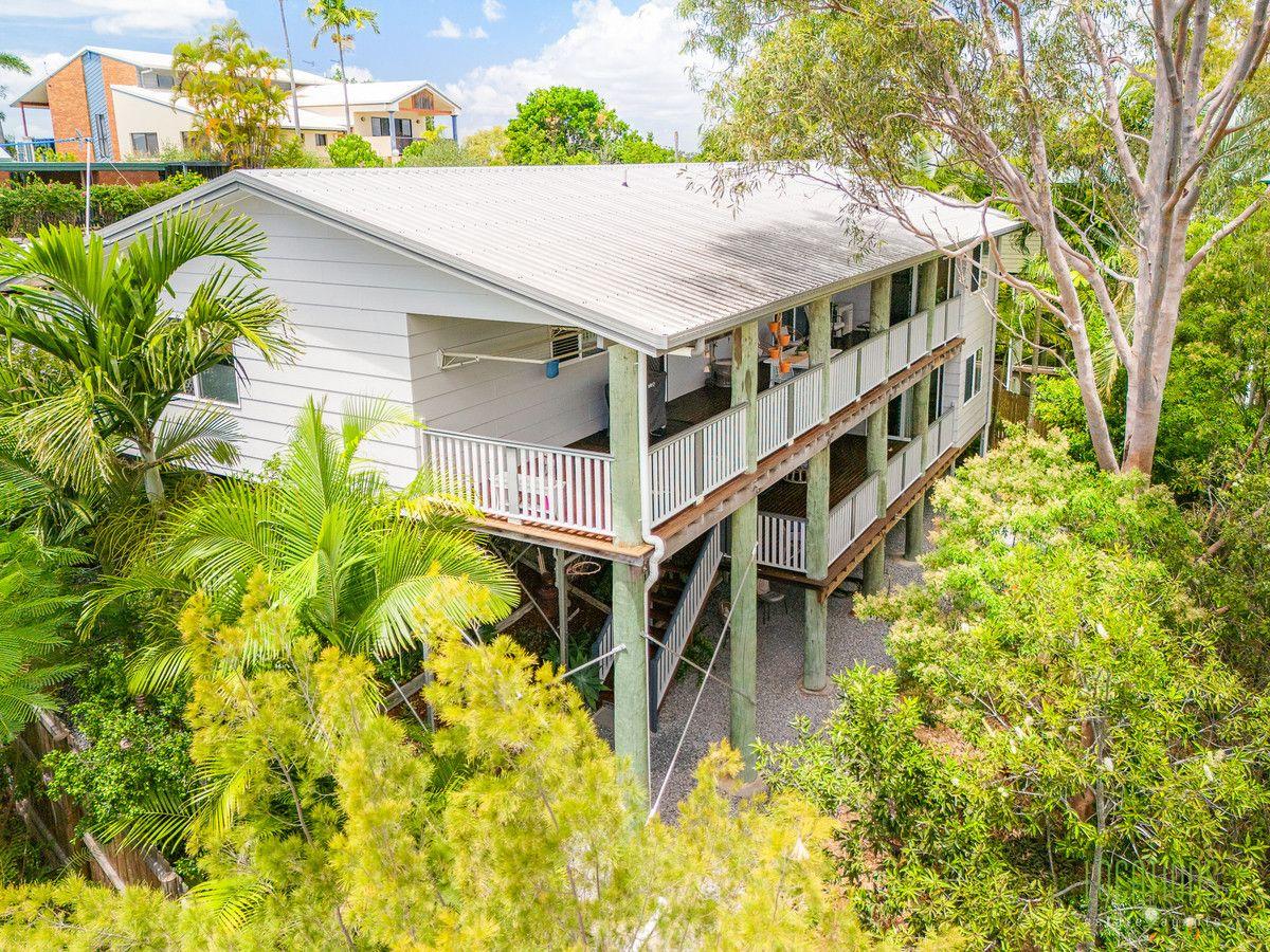 NATURE AT YOUR DOORSTEP: CHARACTER-FILLED FAMILY HOME