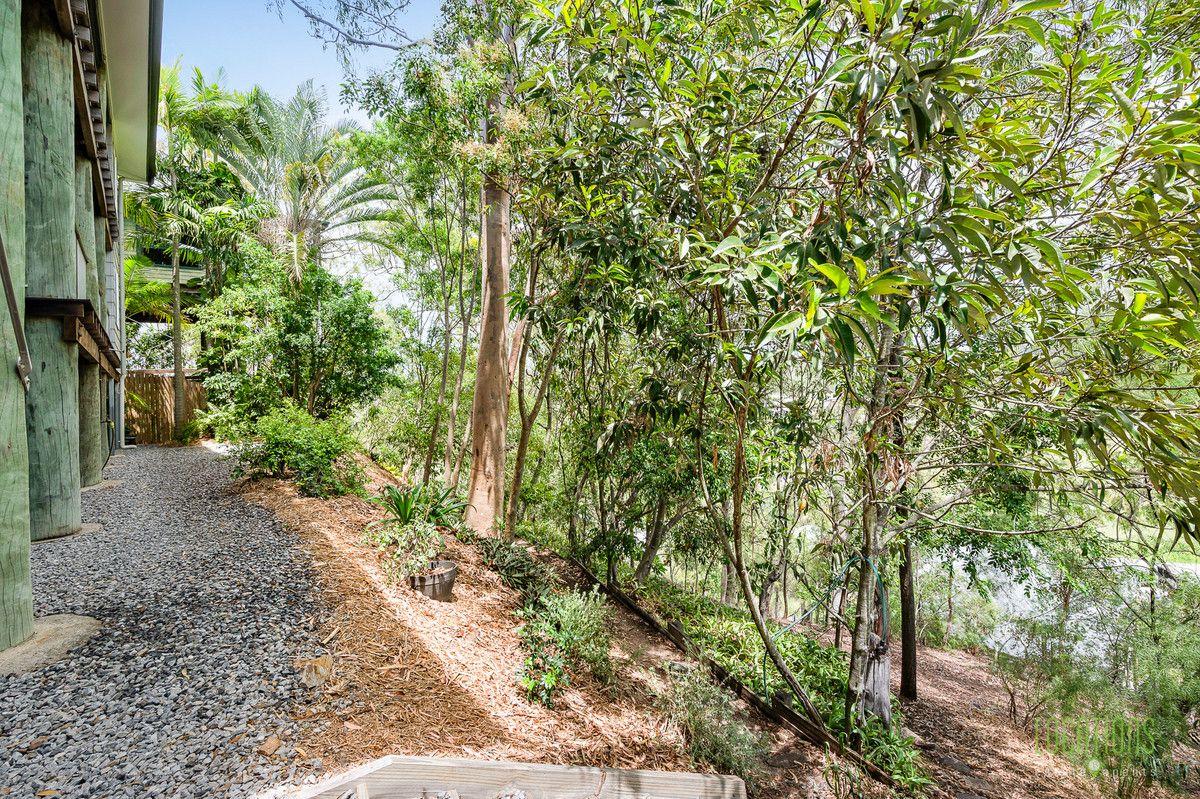 NATURE AT YOUR DOORSTEP: CHARACTER-FILLED FAMILY HOME