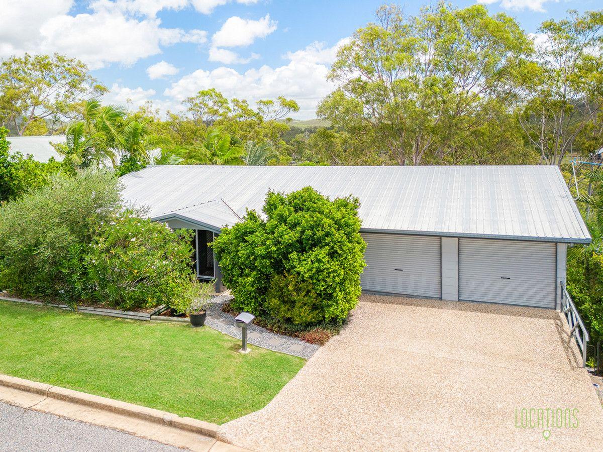 NATURE AT YOUR DOORSTEP: CHARACTER-FILLED FAMILY HOME