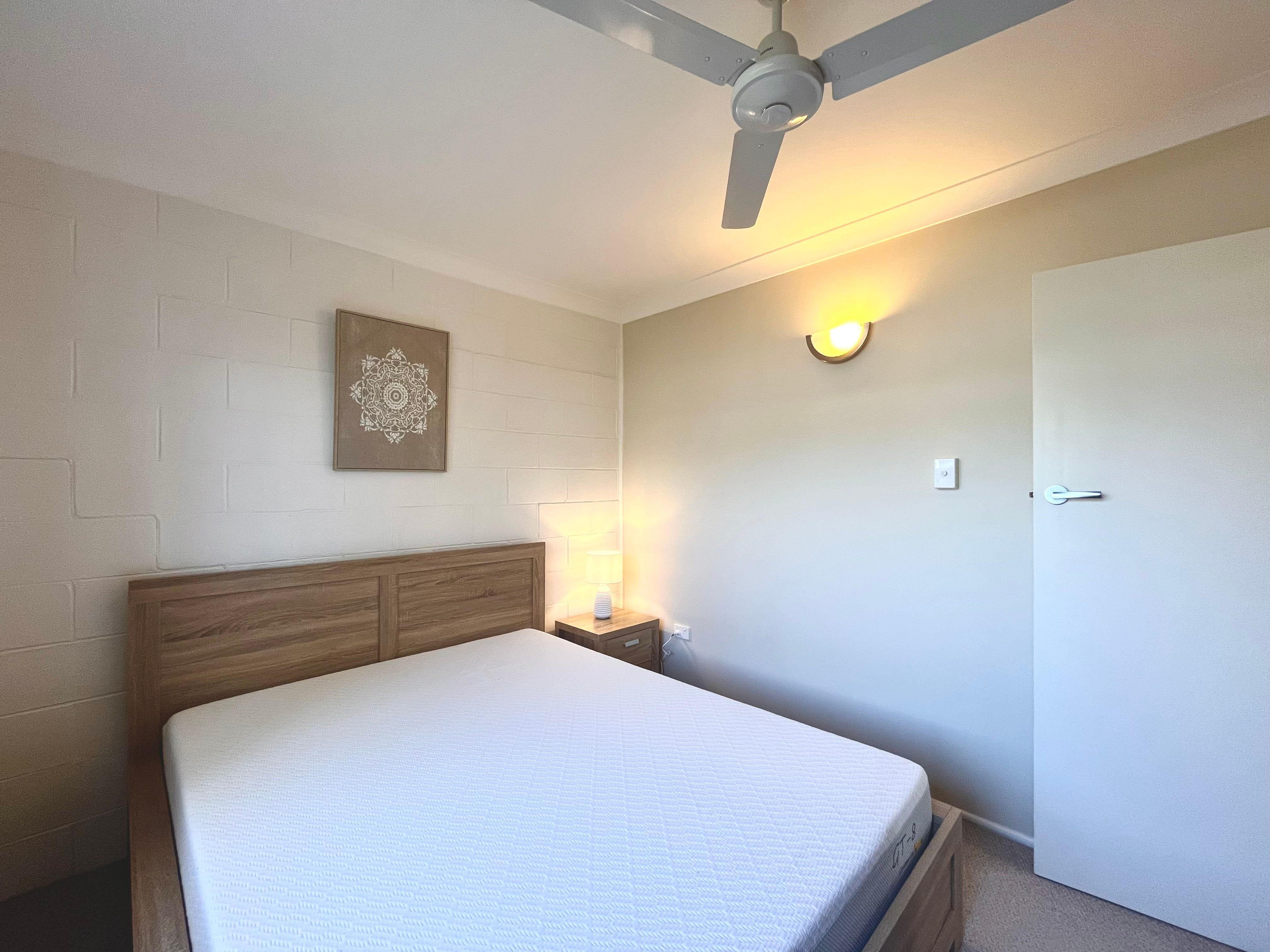 Charming 2-Bedroom unit with ocean views in Airlie Beach