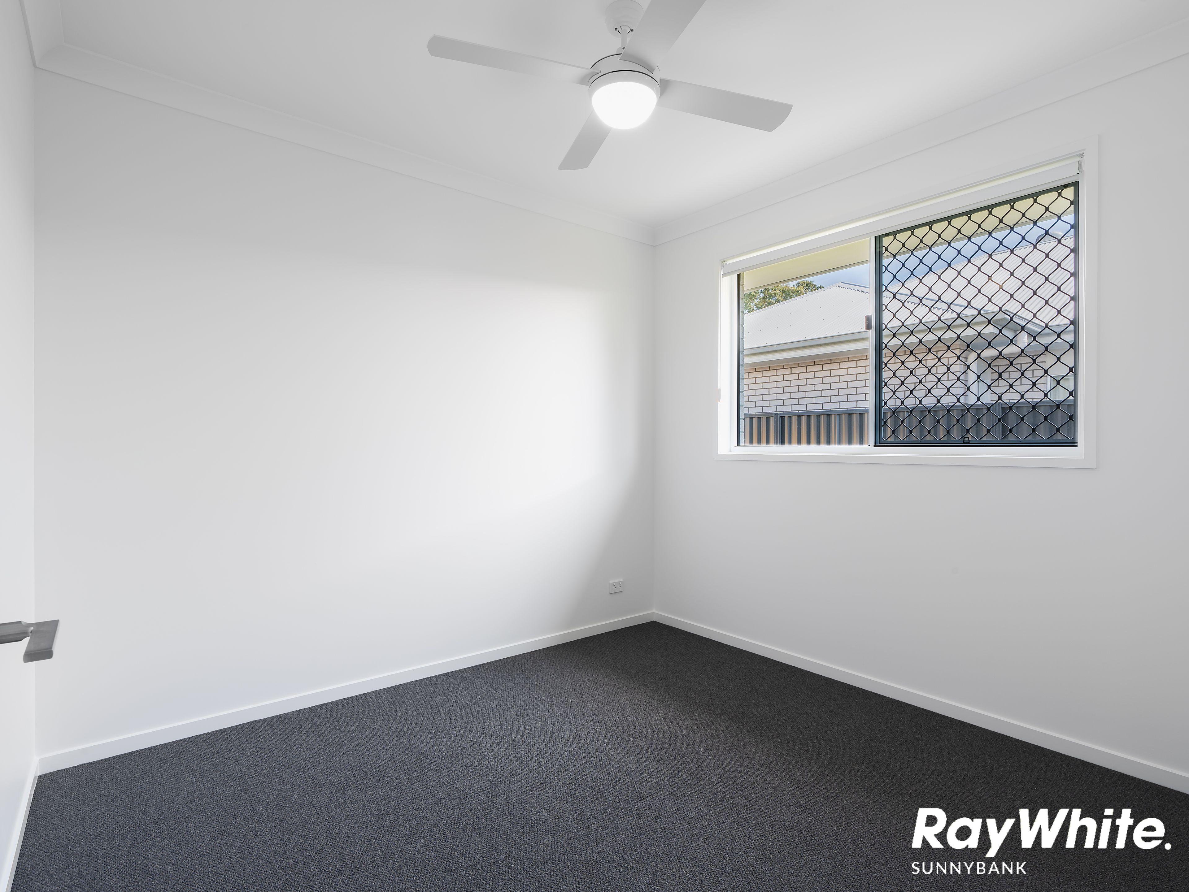 Fantastic Modern 4-Bedroom Family Home!