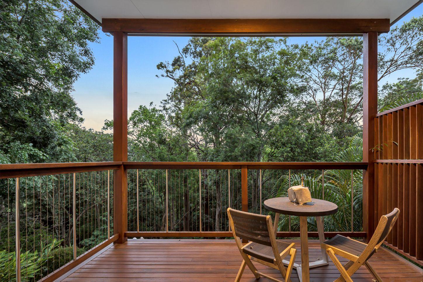 Prop-GPT: House: QLD Ferny Hills, QLD 4055 Queensland 4055