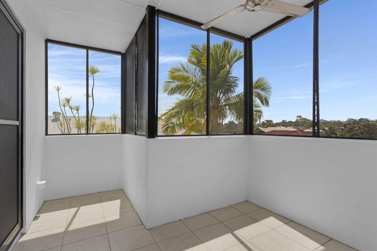 1/22 Lantau Crescent, Varsity Lakes, QLD 4227 - Townhouse for Rent - harcourts.net