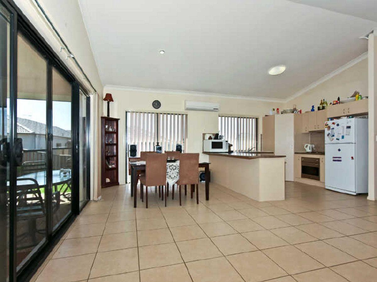 50 Palma Crescent, VARSITY LAKES, QLD 4227 - House for Rent - harcourts.net