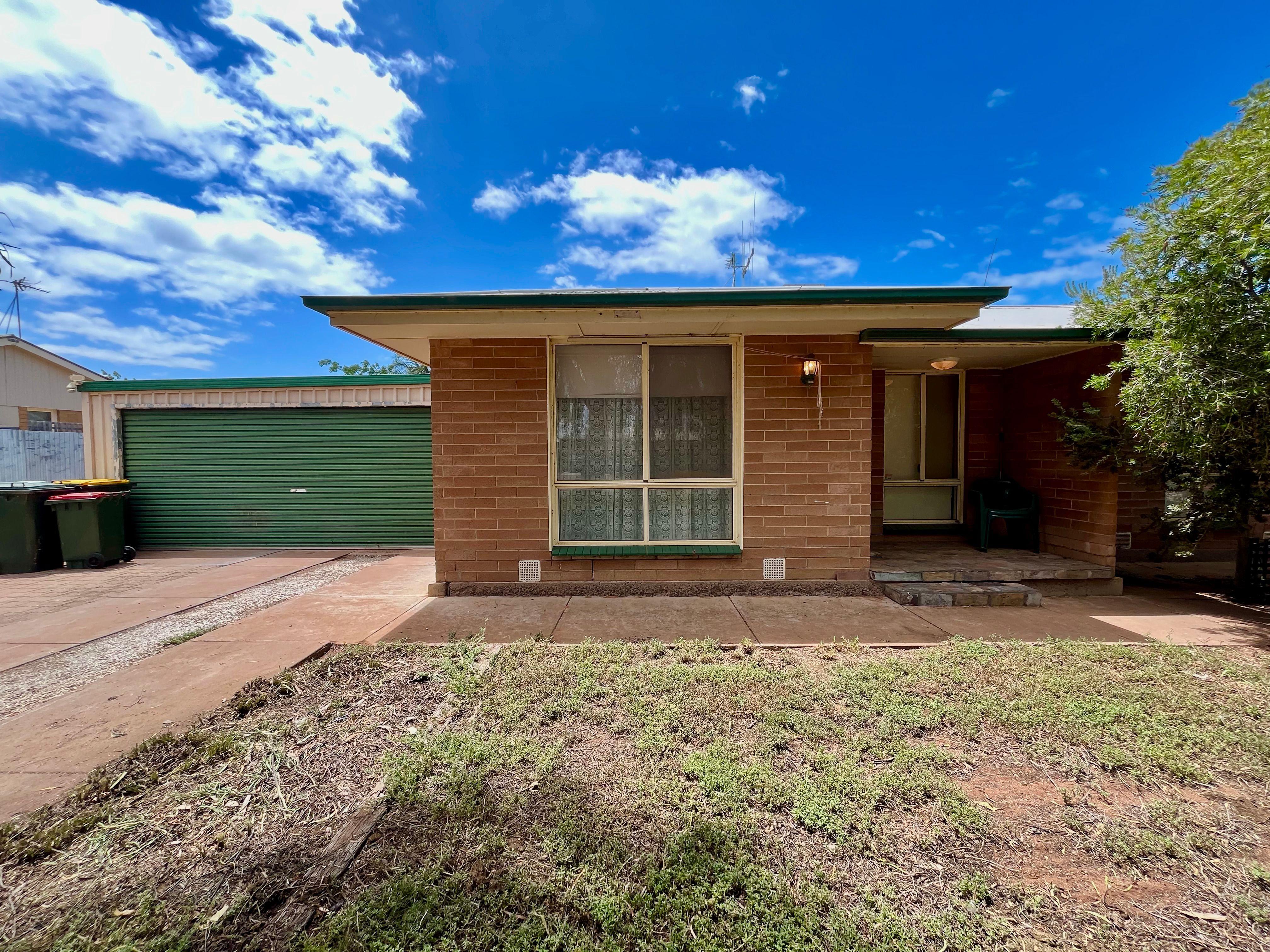 14 YACCA STREET, WHYALLA STUART SA 5608