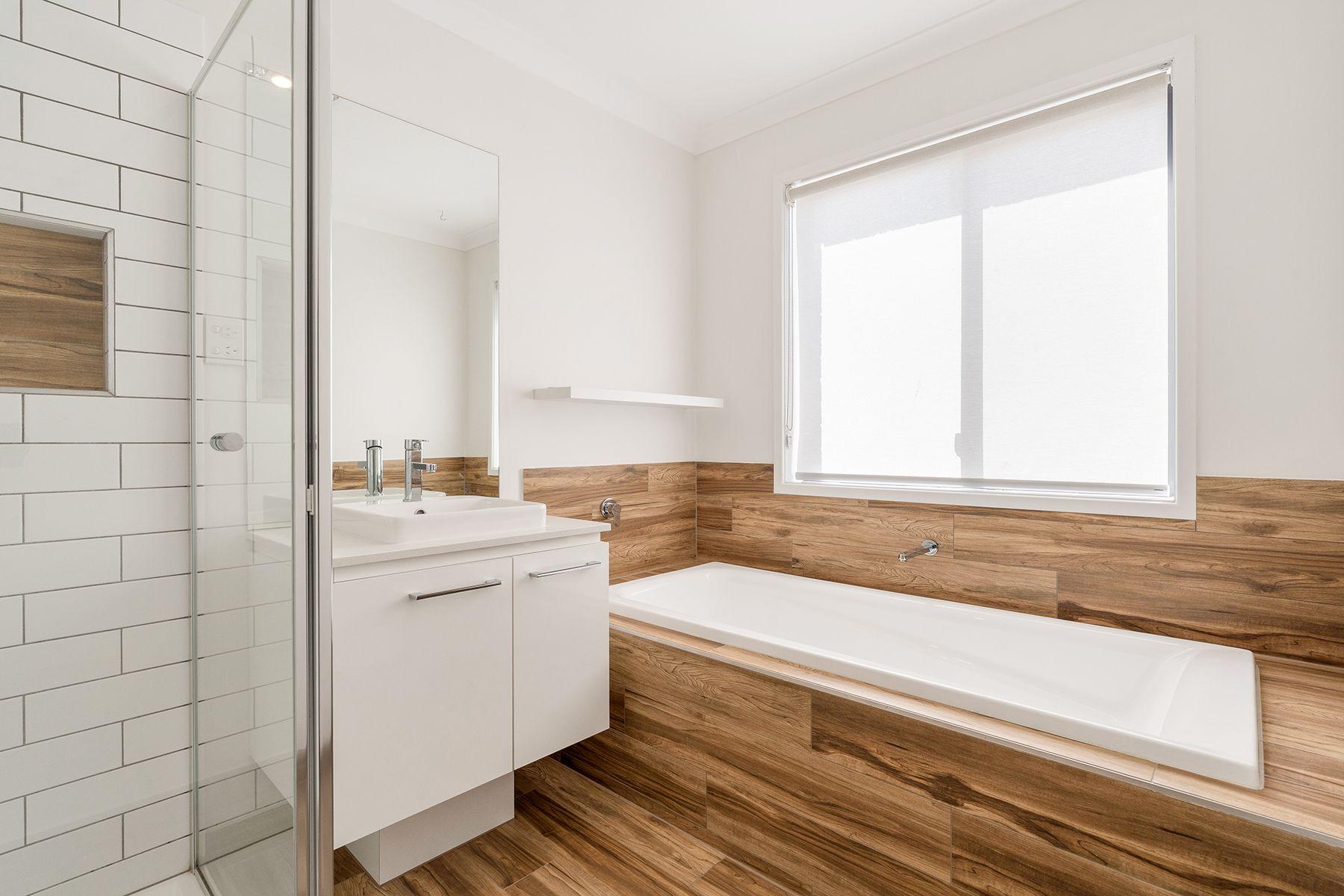 Bright & Spacious!