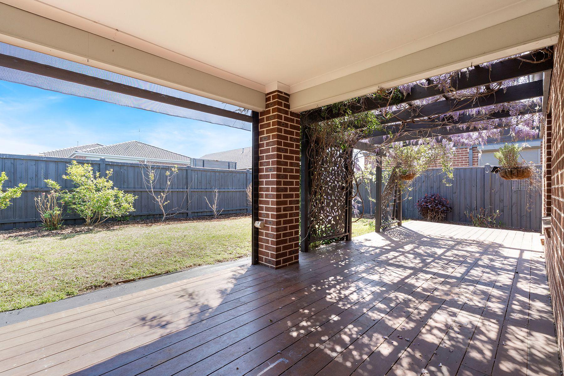 Bright & Spacious!