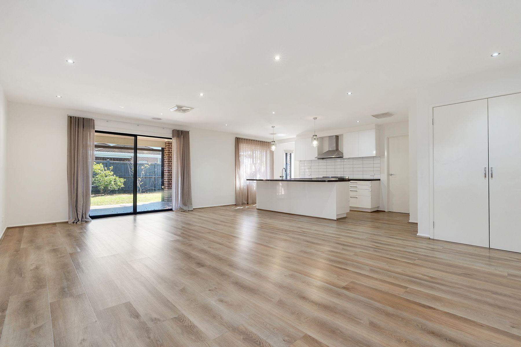 Bright & Spacious!