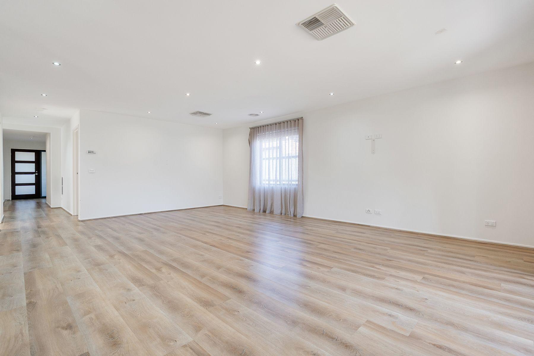 Bright & Spacious!