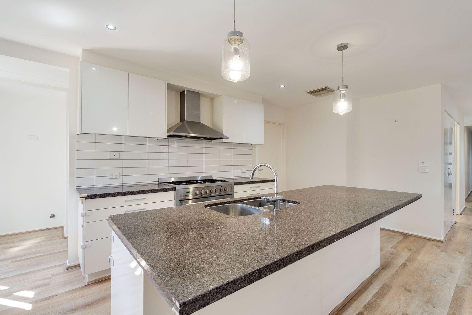 Bright & Spacious!