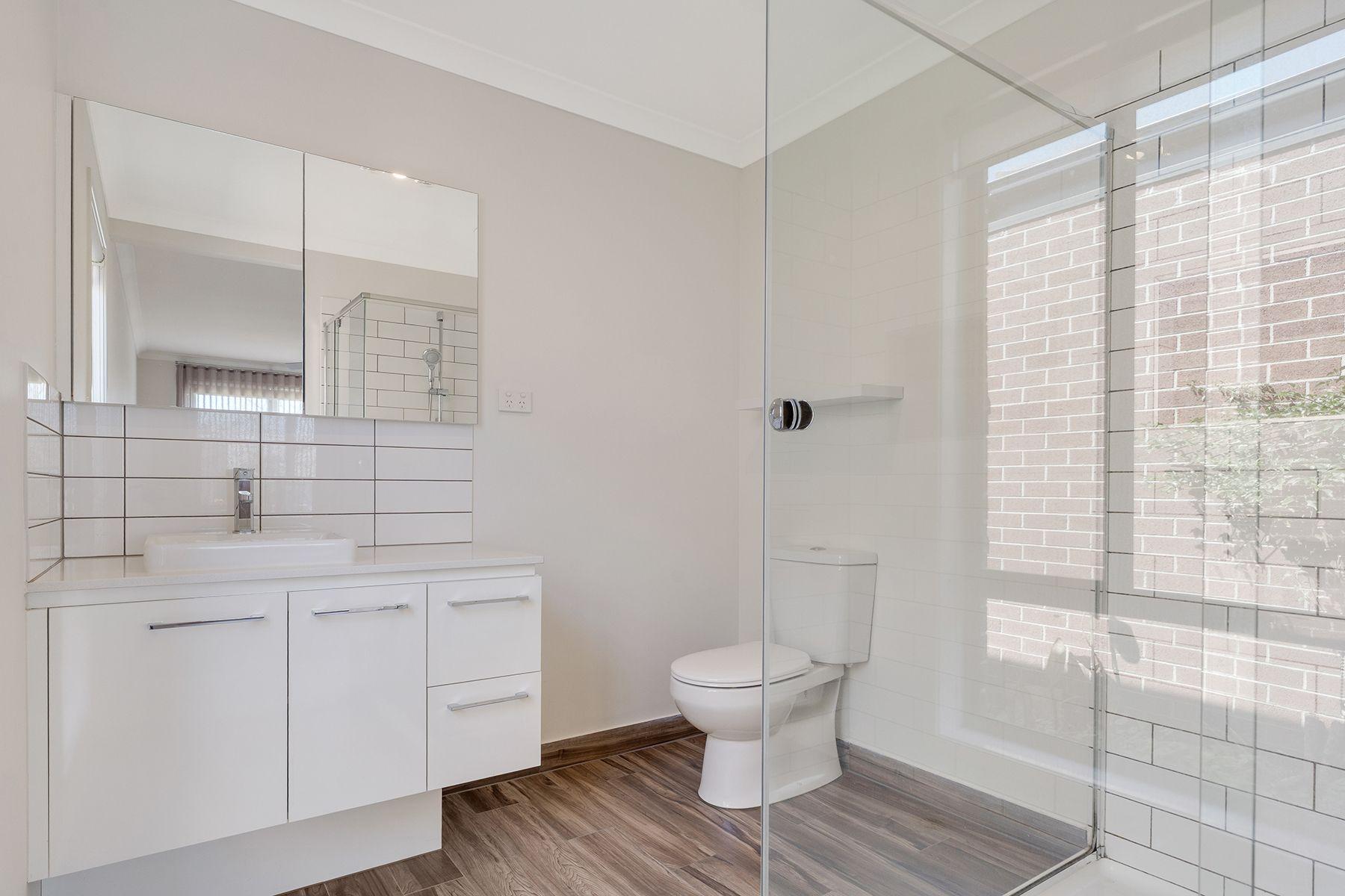 Bright & Spacious!