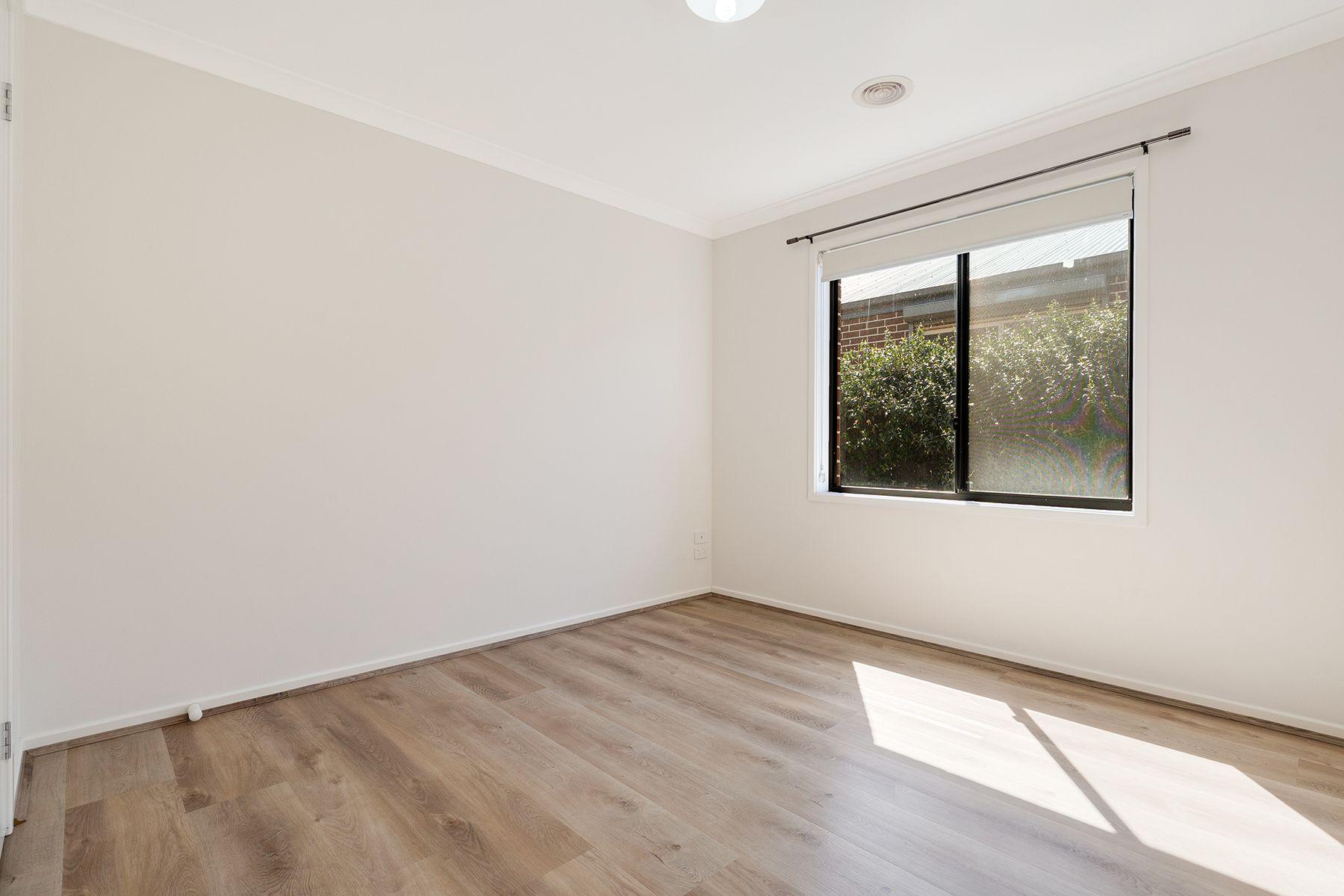 Bright & Spacious!