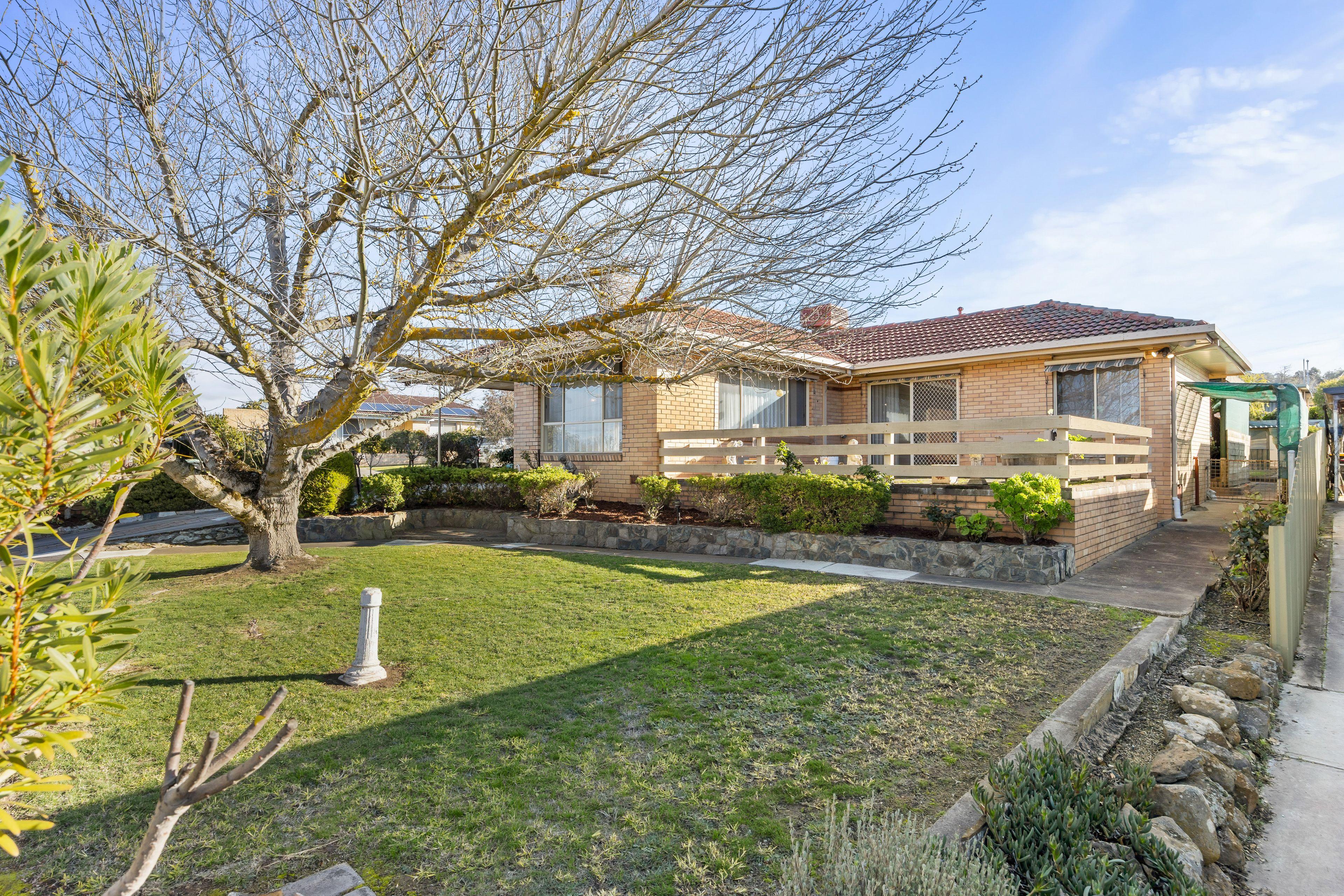 Prop-GPT: House: VIC Ararat, VIC 3377 Home For Rent