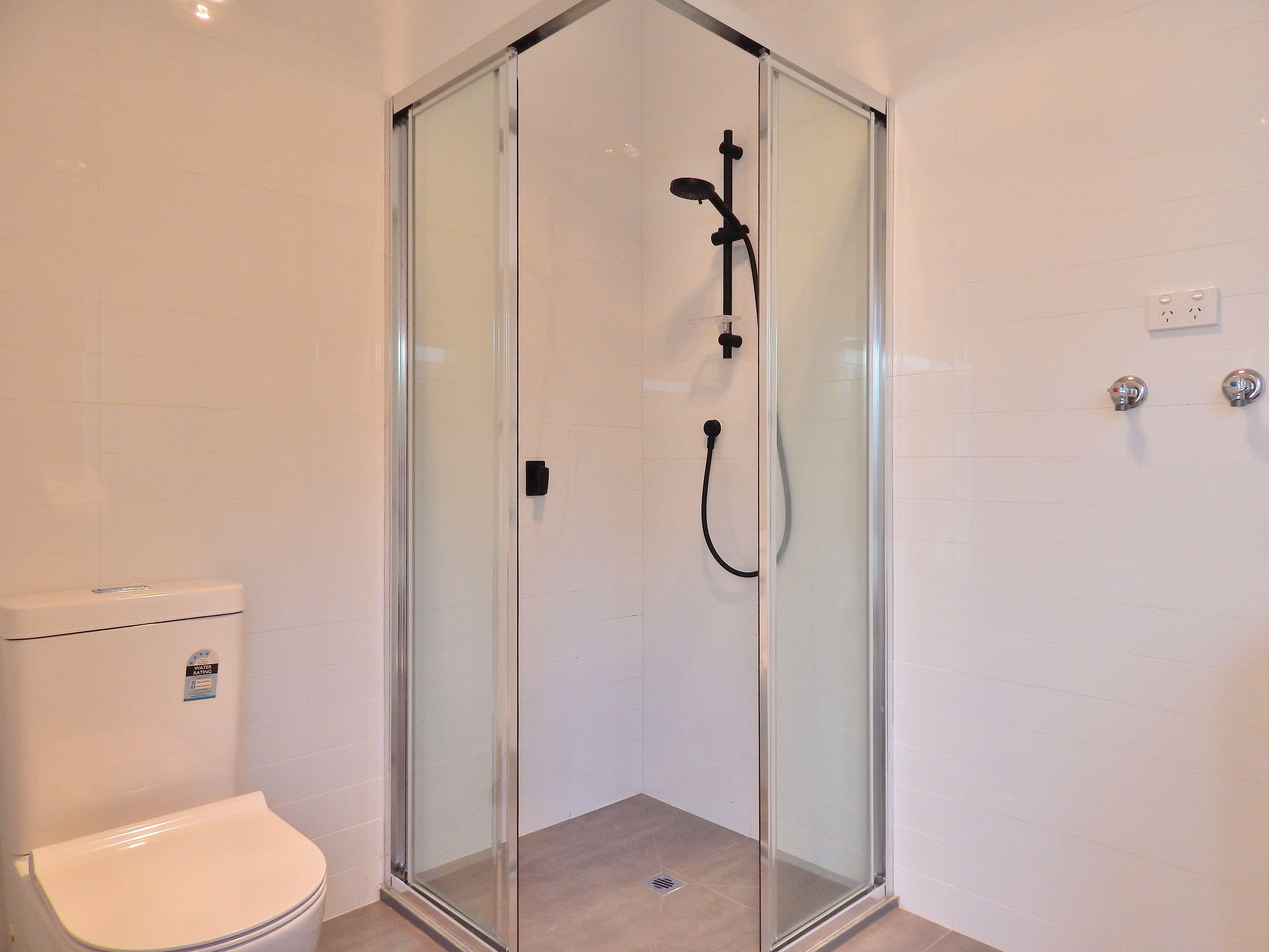 Modern Spacious and Close to a Host of Amenities!