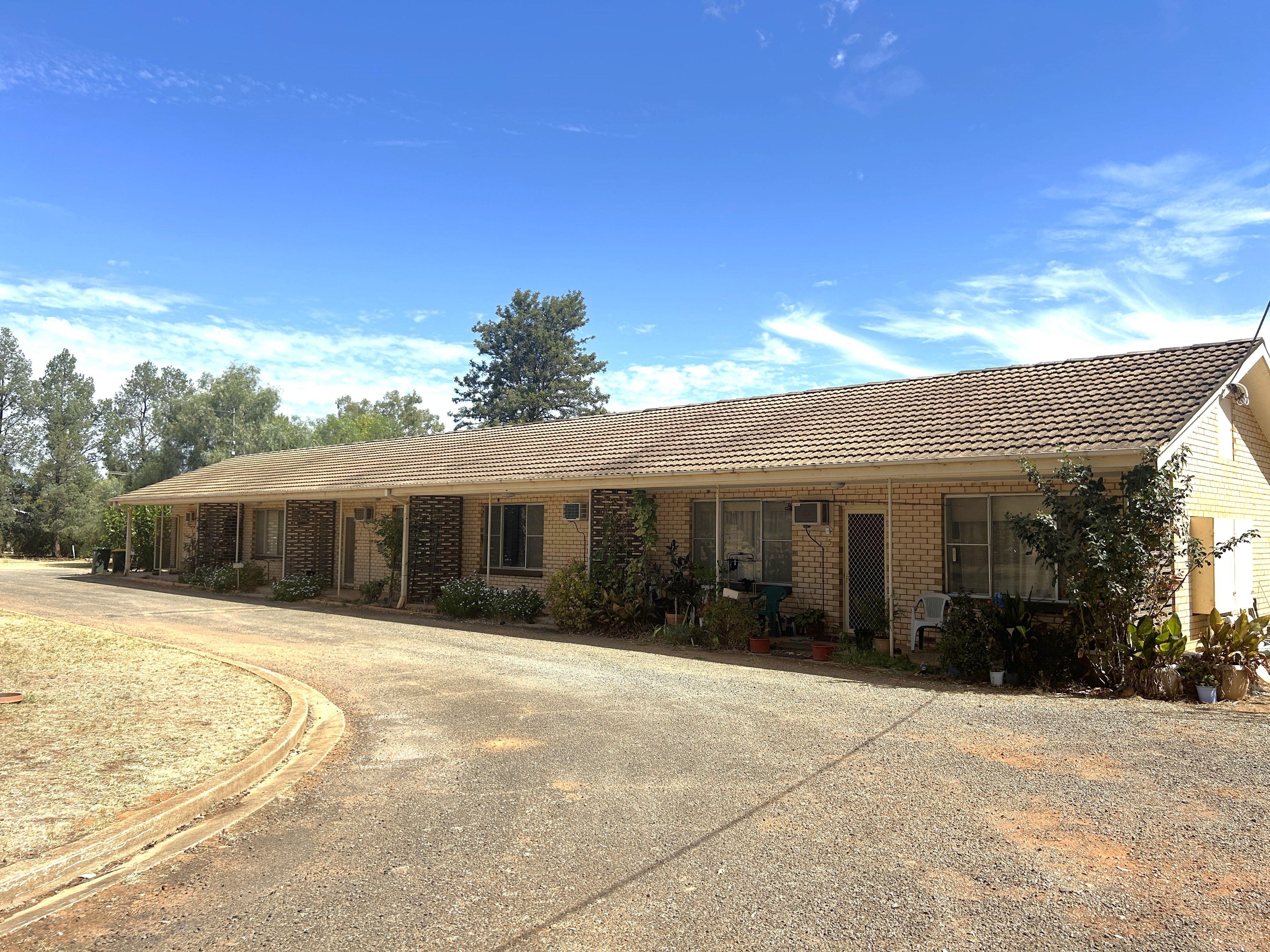 Prop-GPT: Unit: NSW Coolamon, NSW 2701 Home For Rent