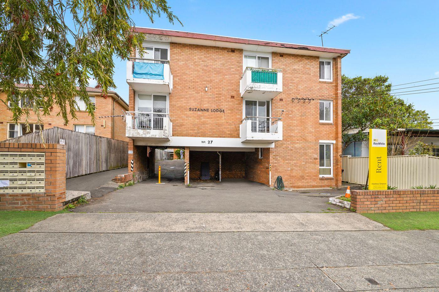 Prop-GPT: Studio: NSW Canterbury, NSW 2193 Home For Rent