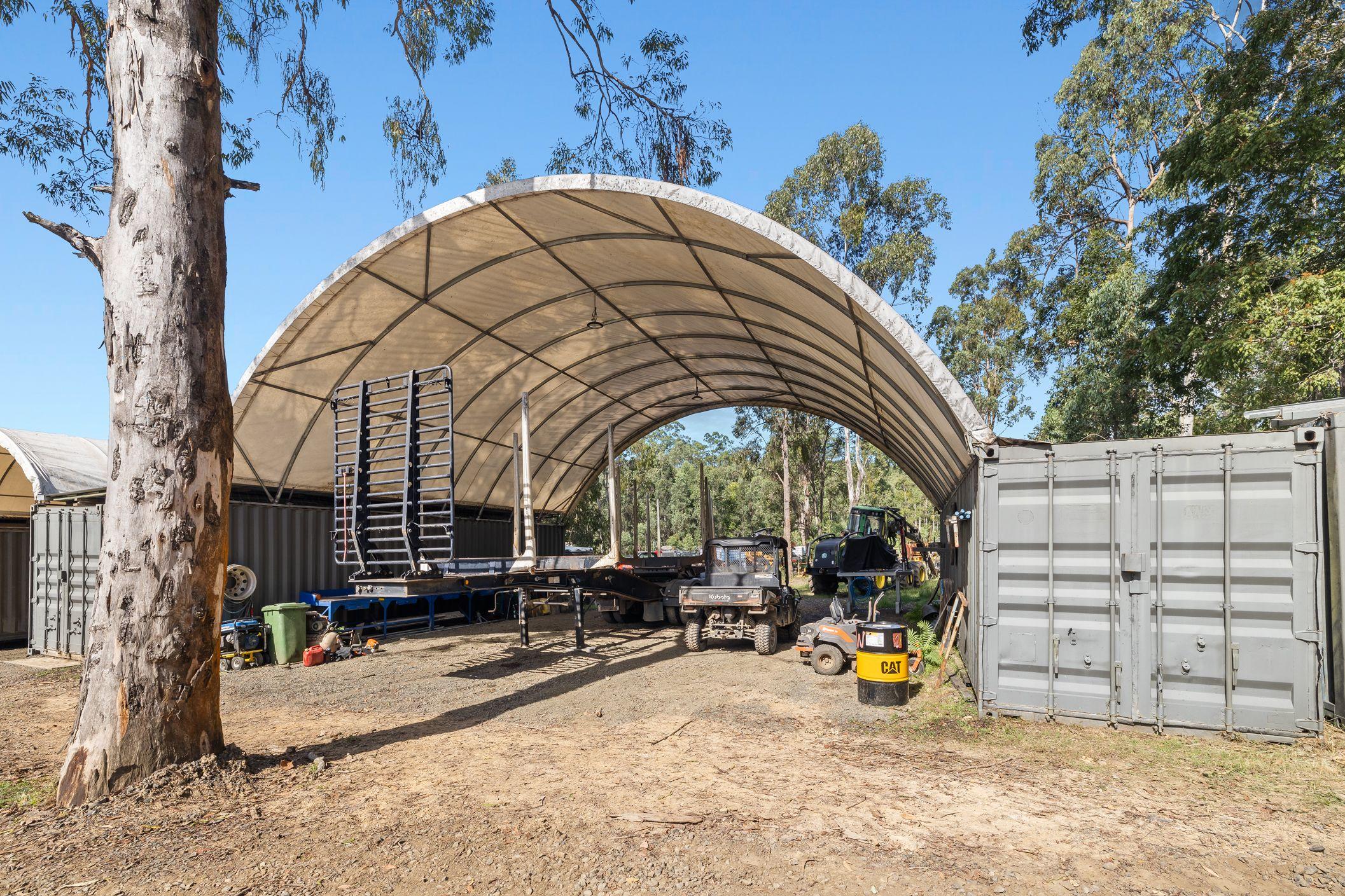 Large Acreage With Multiple Income Streams